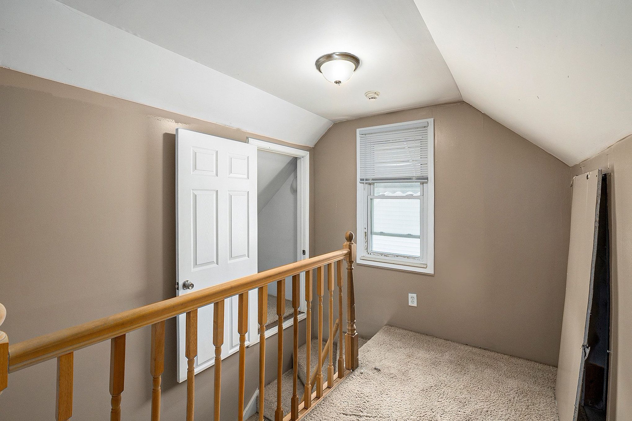 34069 Annapolis St Property Photo 11
