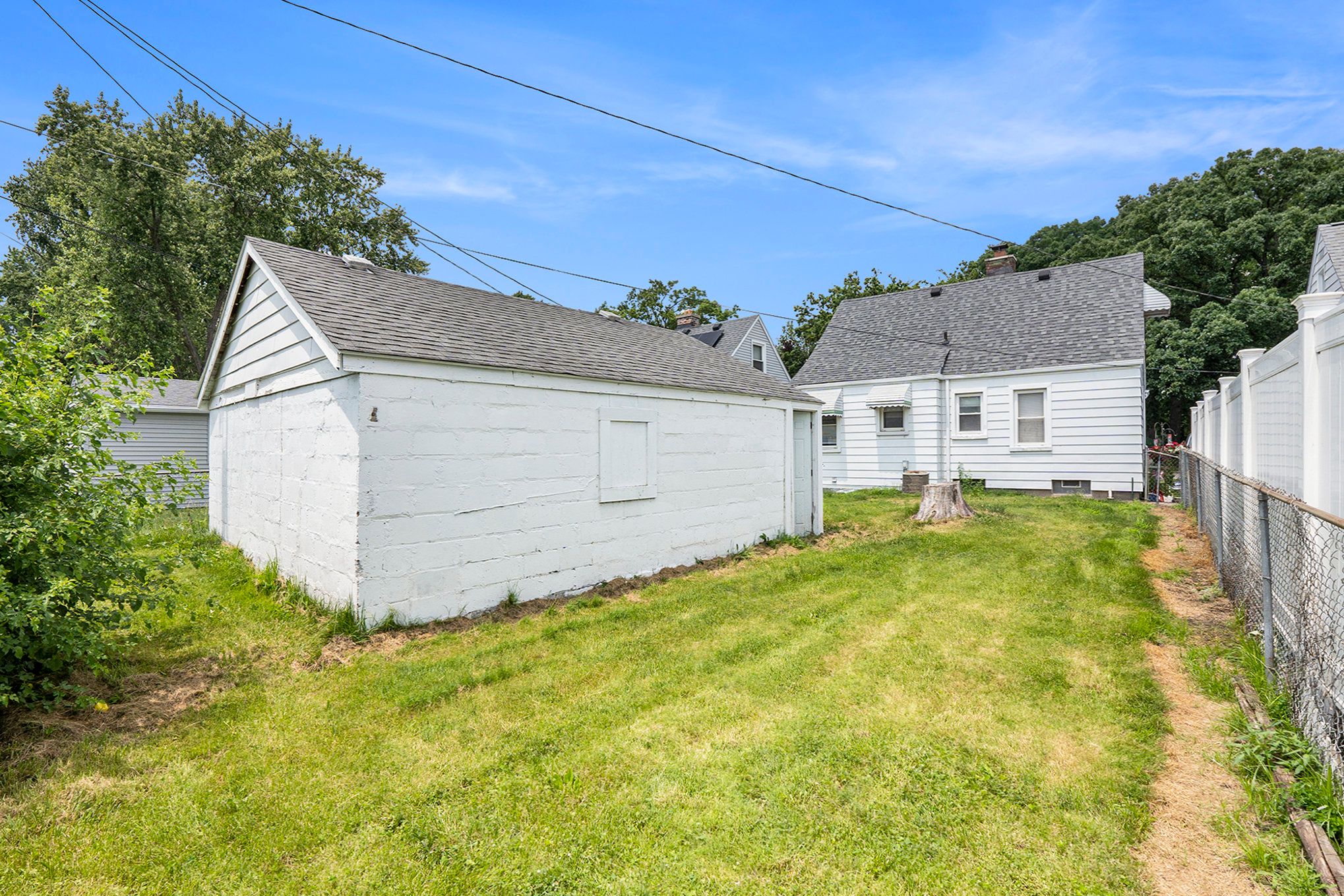 34069 Annapolis St Property Photo 14