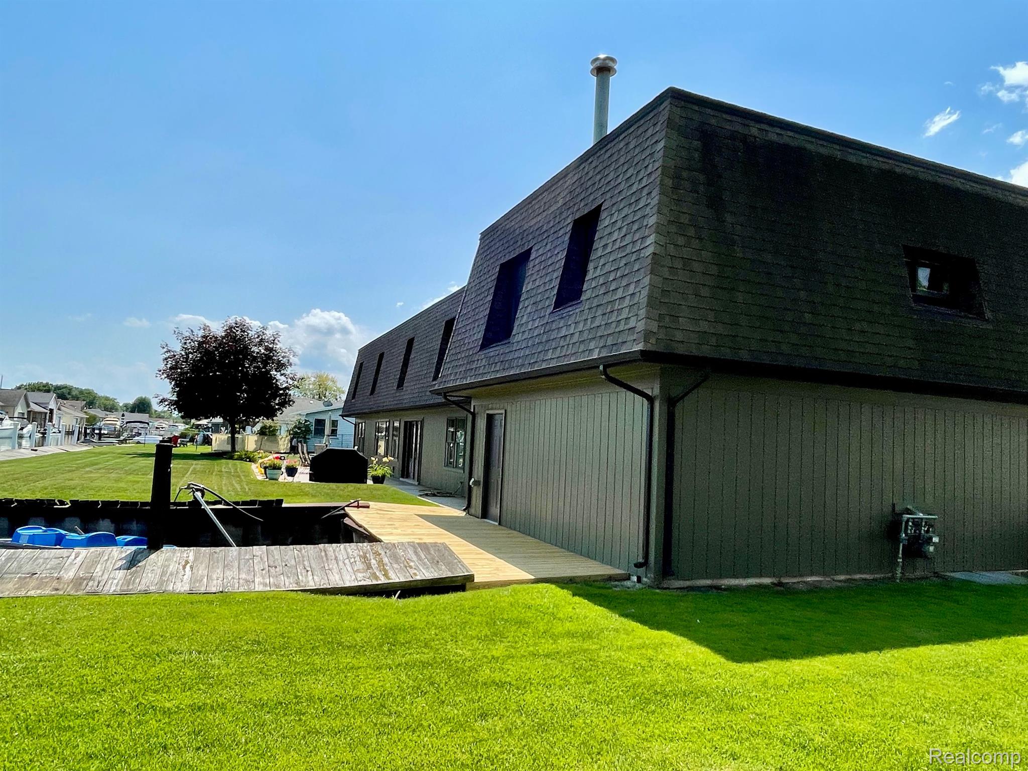 46070 Edgewater Dr Property Photo 18
