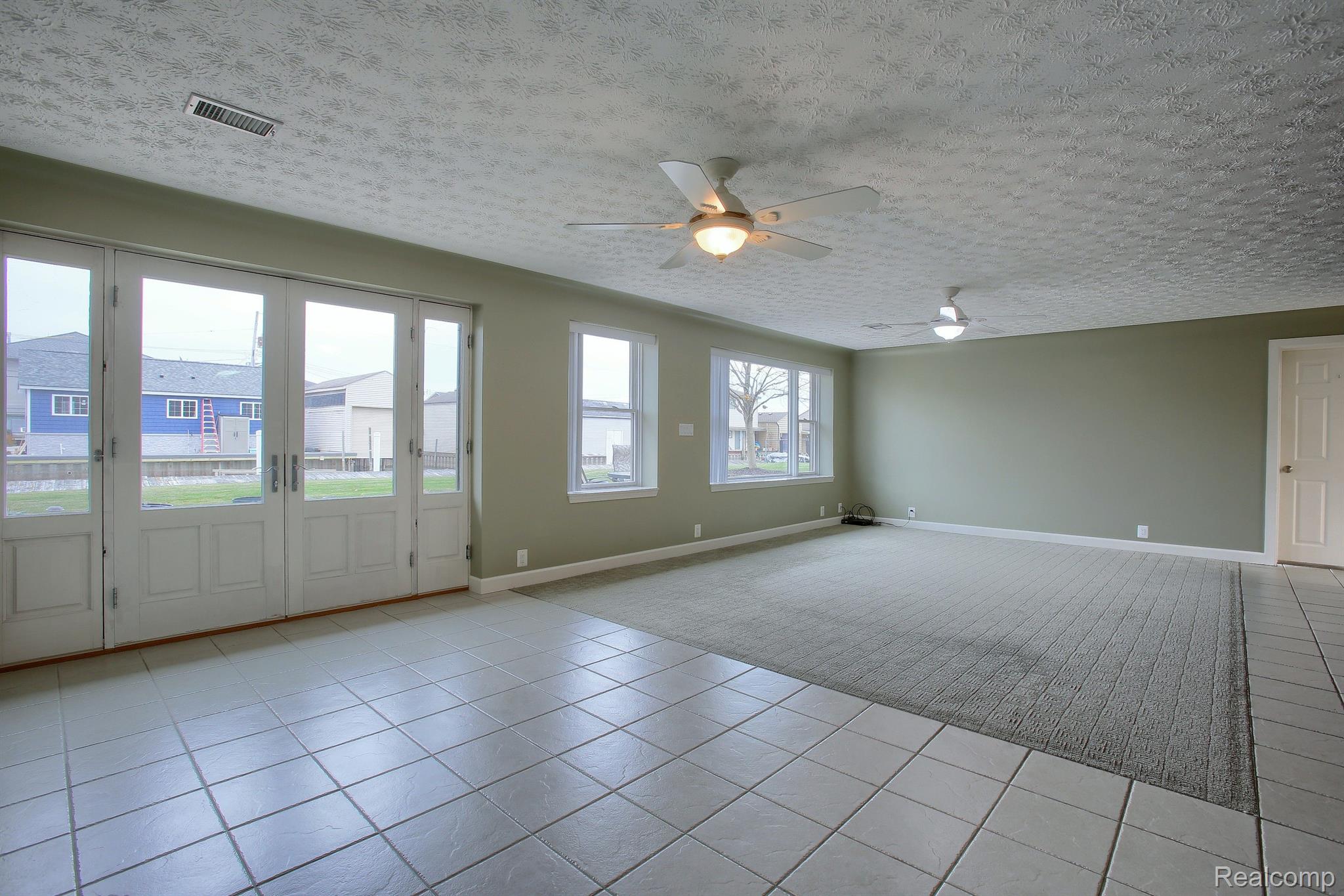 46070 Edgewater Dr Property Photo 25