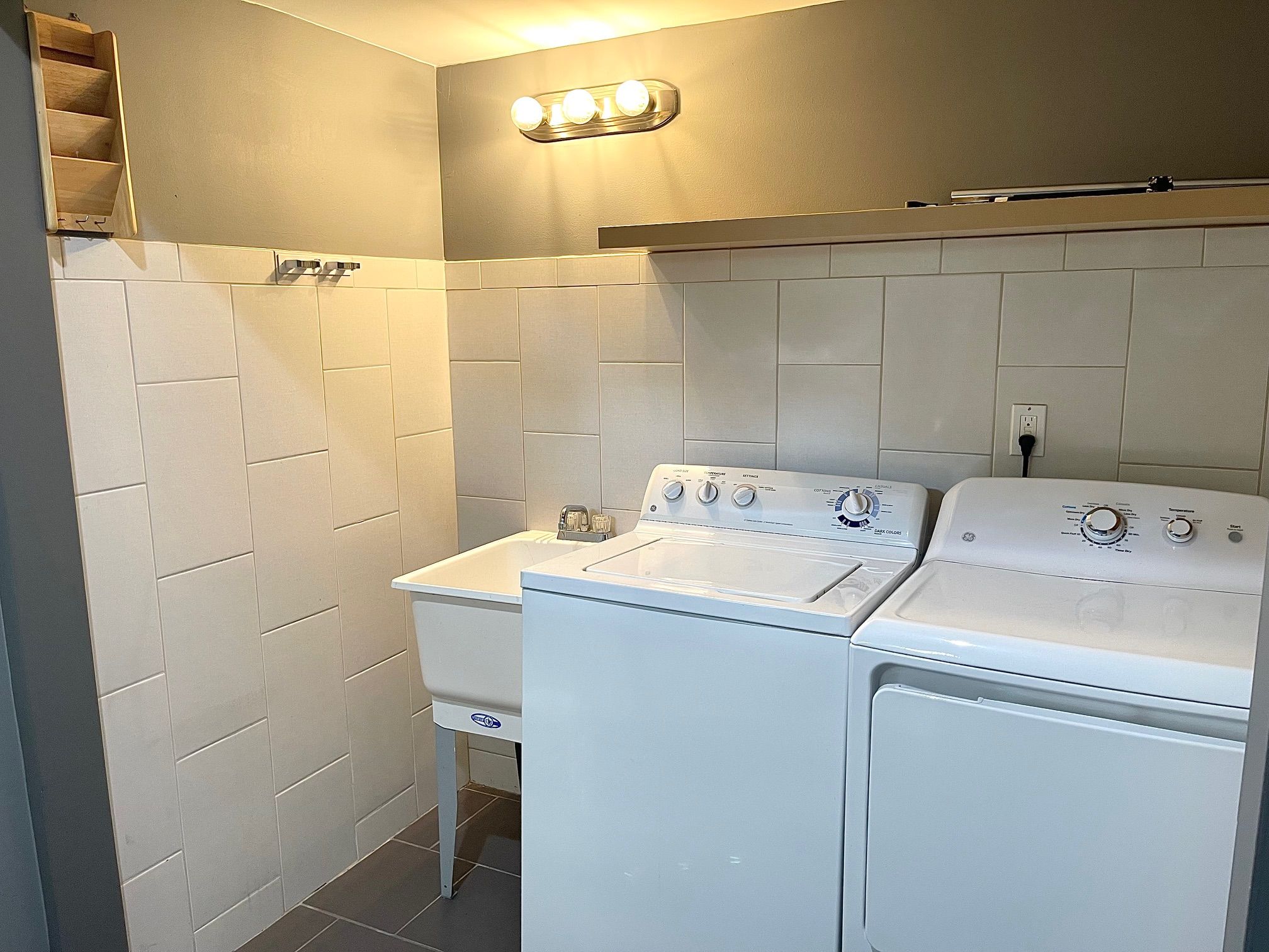 8488 Robinwood Cir Property Photo 15