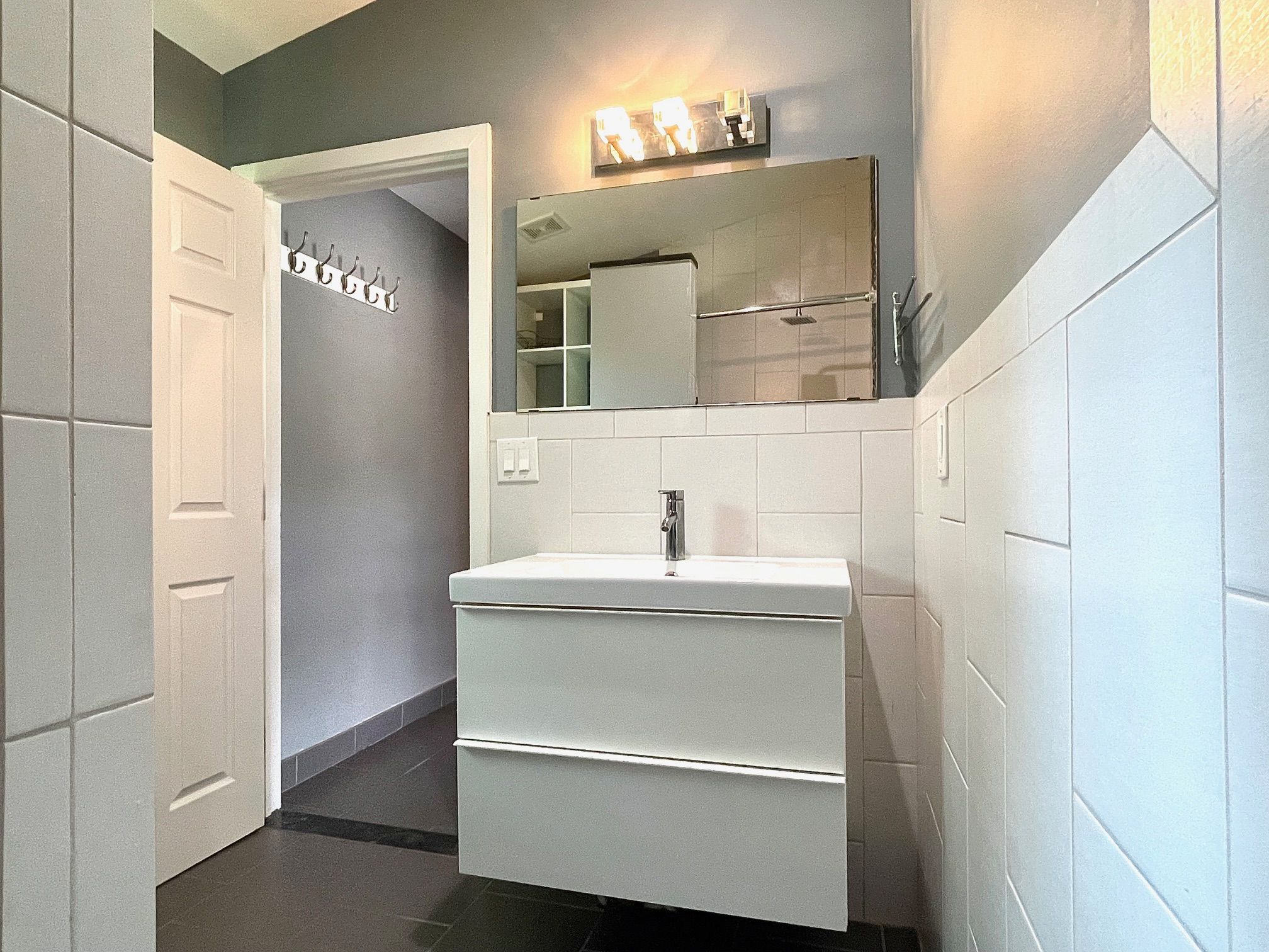 8488 Robinwood Cir Property Photo 16