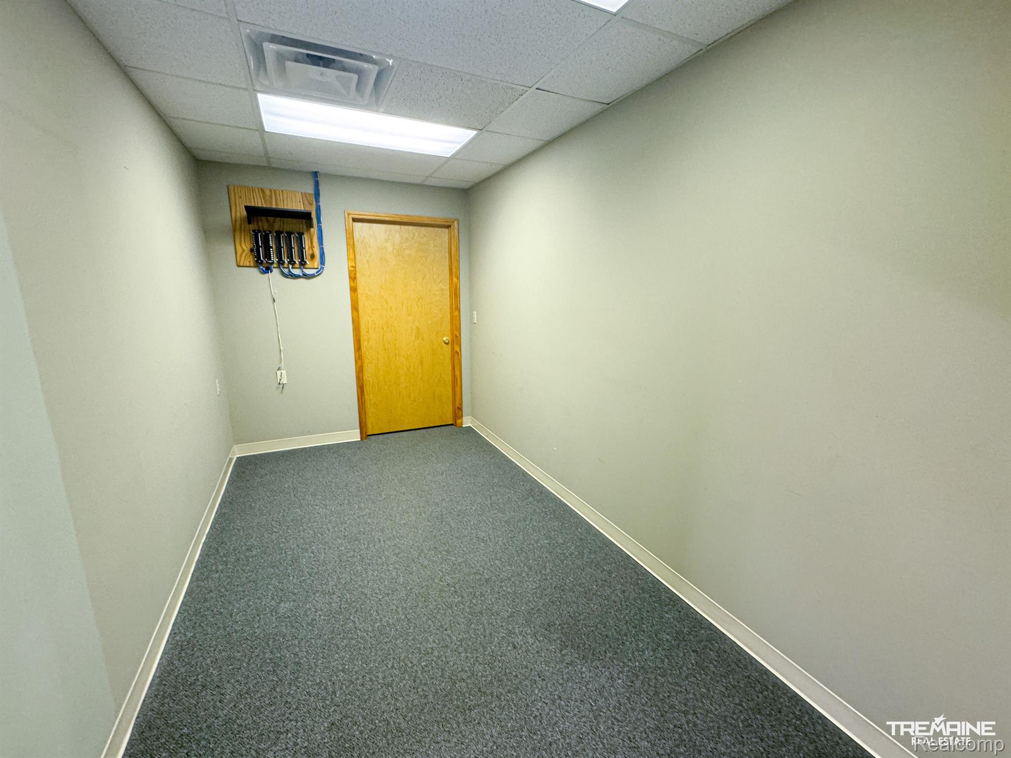 14165 N Fenton Rd 204 E Property Photo 2