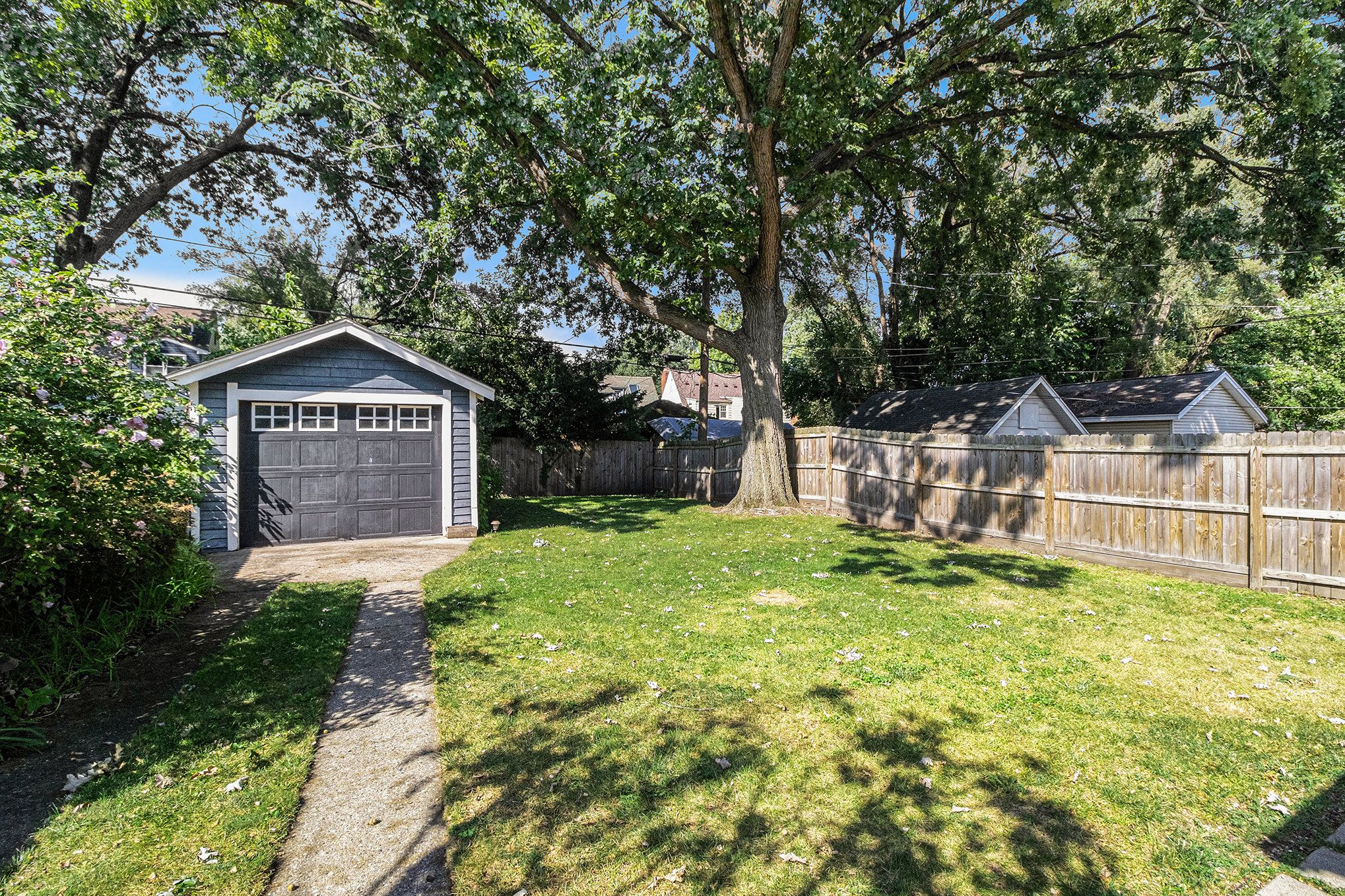 660 W Cambourne St Property Photo 23
