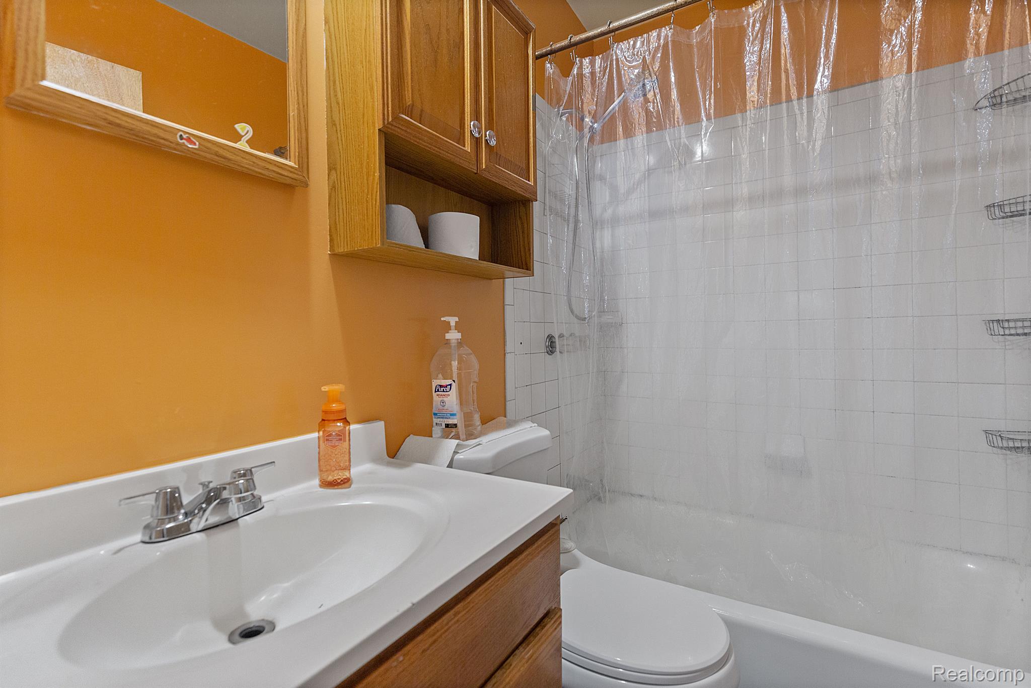 17484 Lowell St Property Photo 12