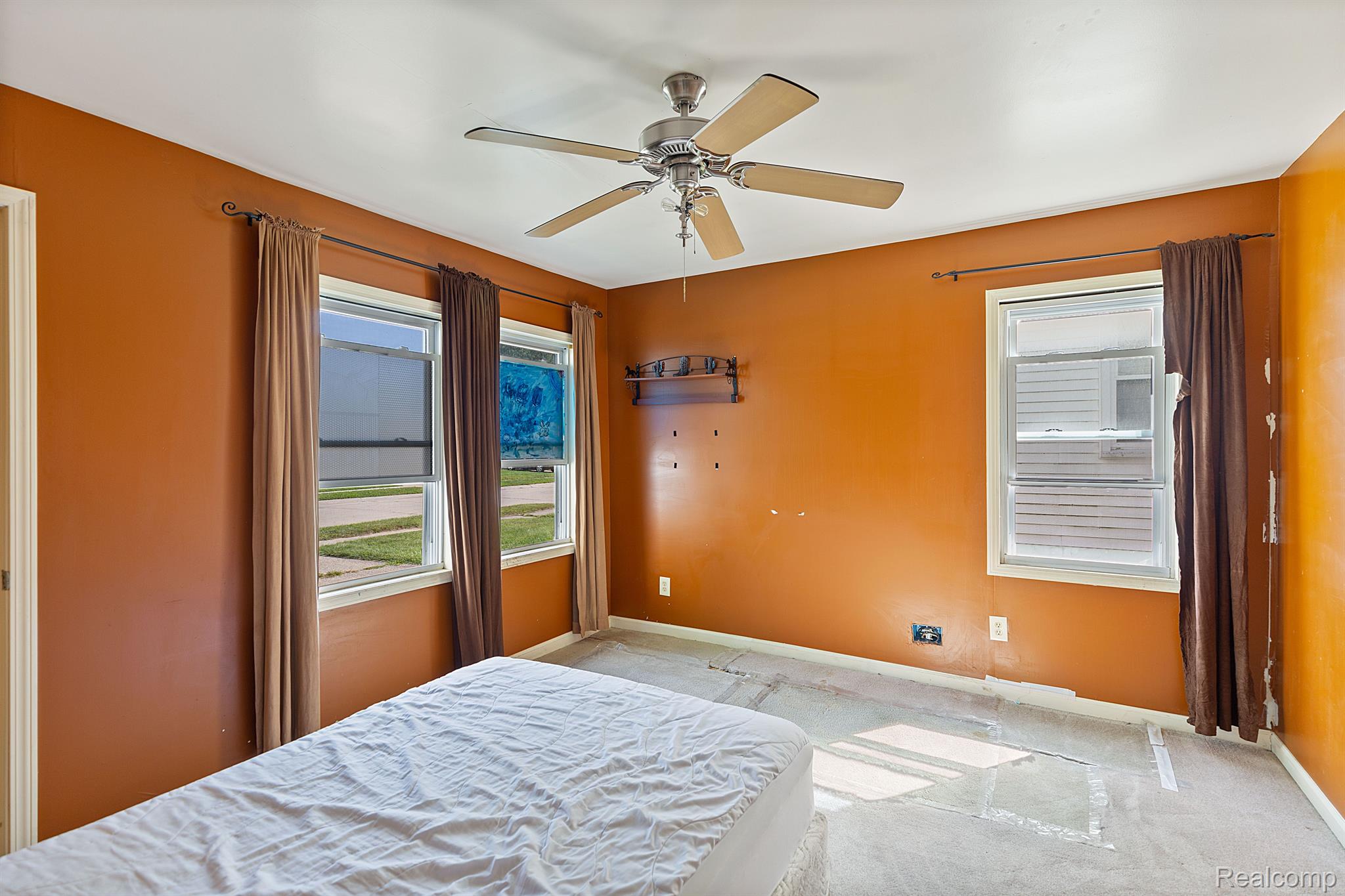 17484 Lowell St Property Photo 14