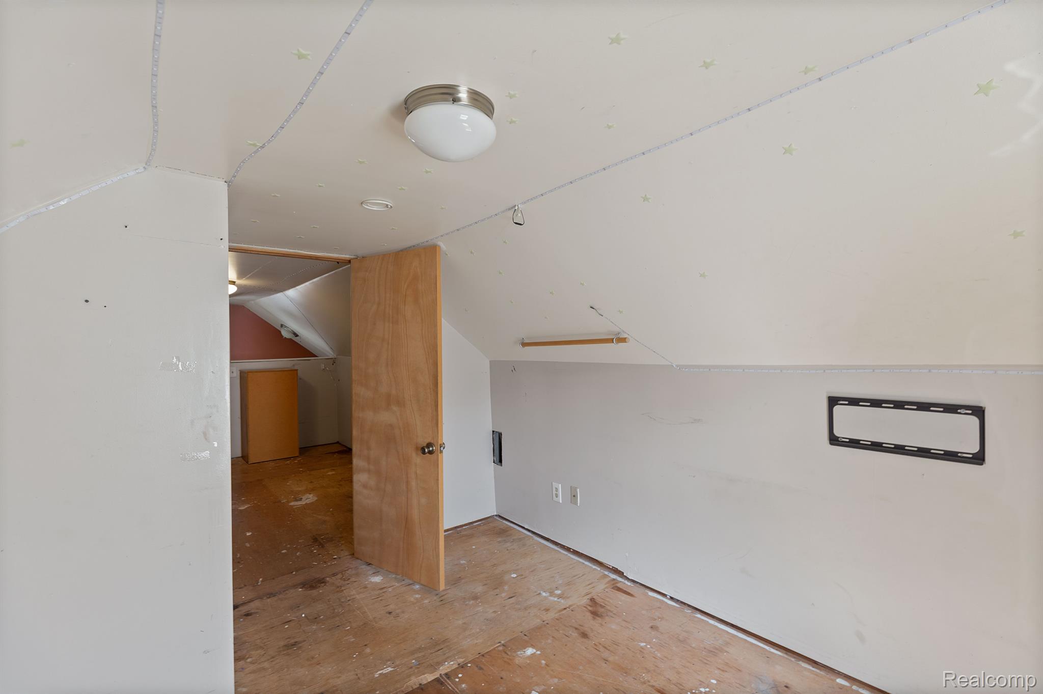 17484 Lowell St Property Photo 21