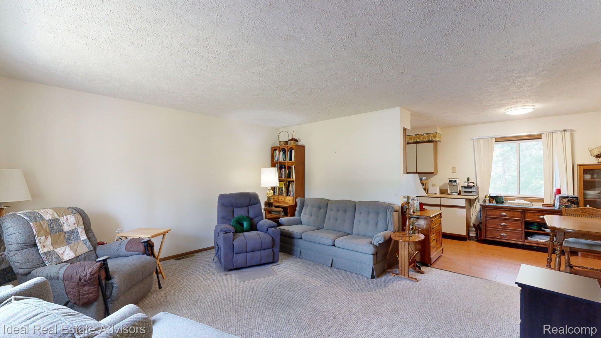 7215 Tuscarora Cir Property Photo 29