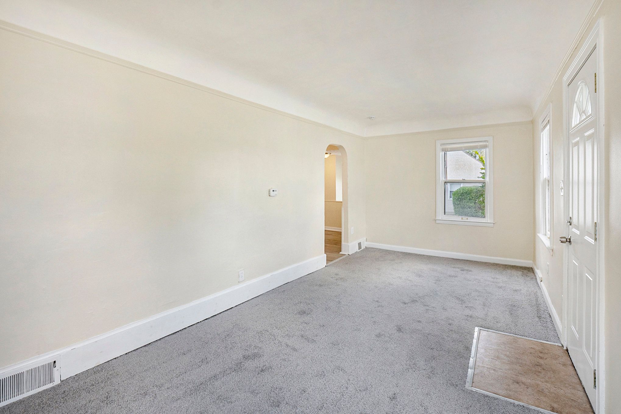 13750 Marshall Ave Property Photo 3
