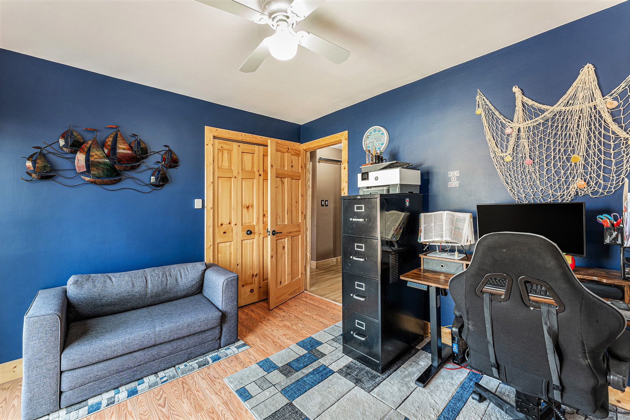 22715 Lake Dr Property Photo 12