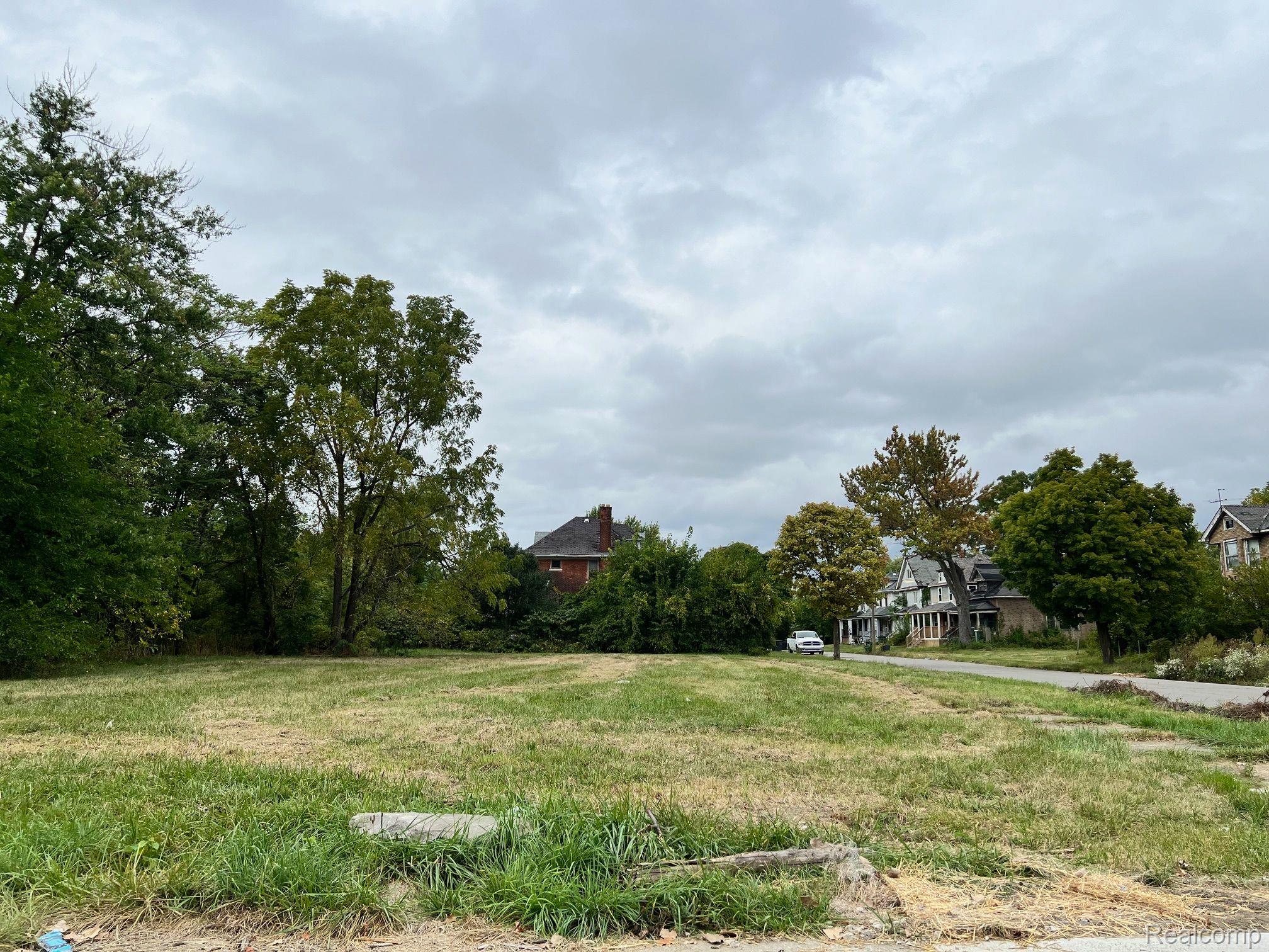 2018 Mcgraw St Property Photo 1