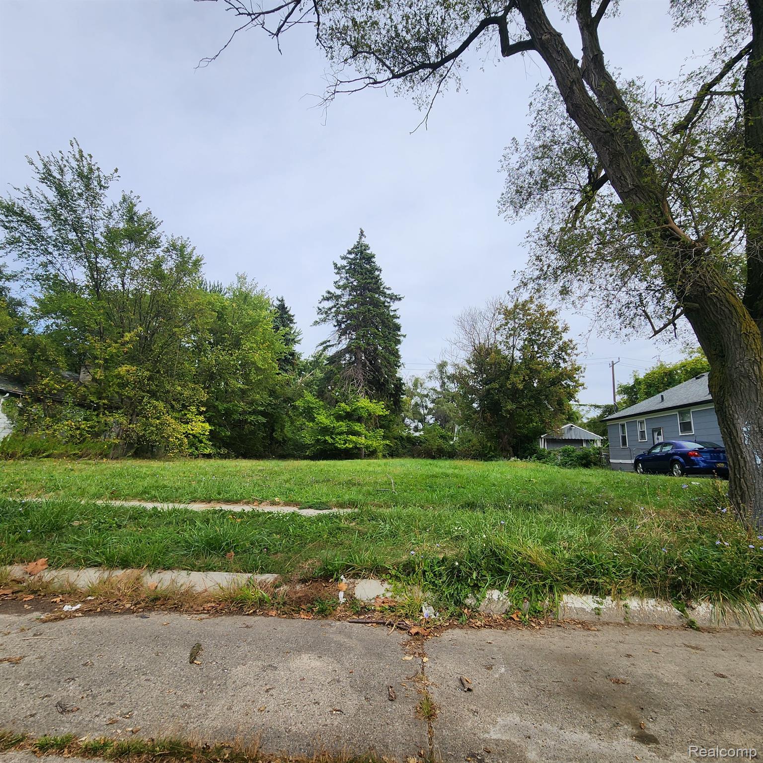 10086 Rosemont Ave Property Photo 2