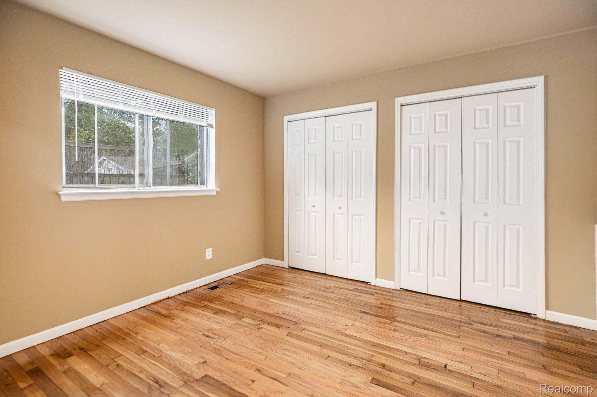 15846 Hampden St Property Photo 8