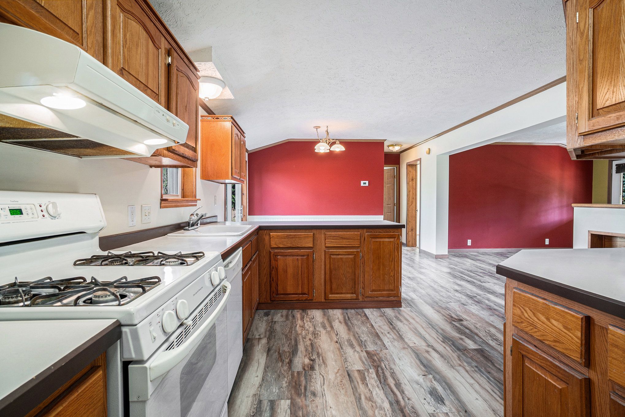 1277 Morrison Rd Property Photo 9