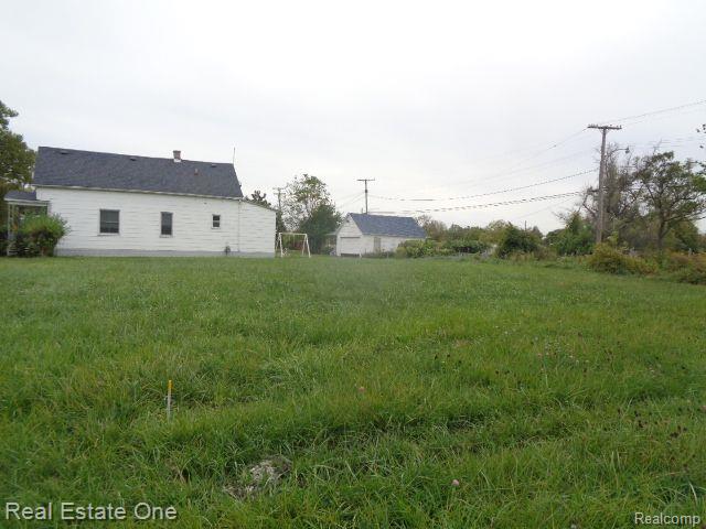 11719 Gable St Property Photo 4