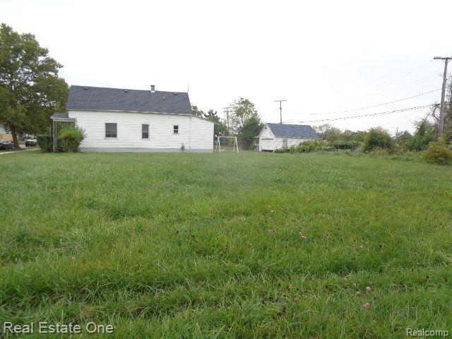 11719 Gable St Property Photo 5