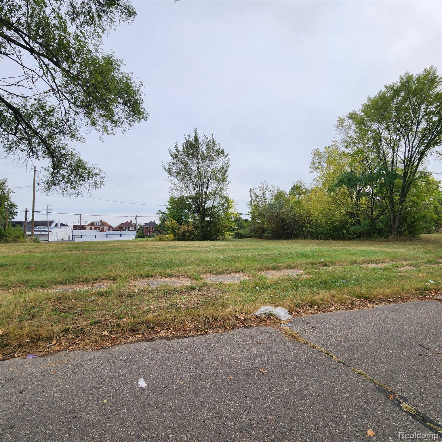 3751 Longfellow St Property Photo 4
