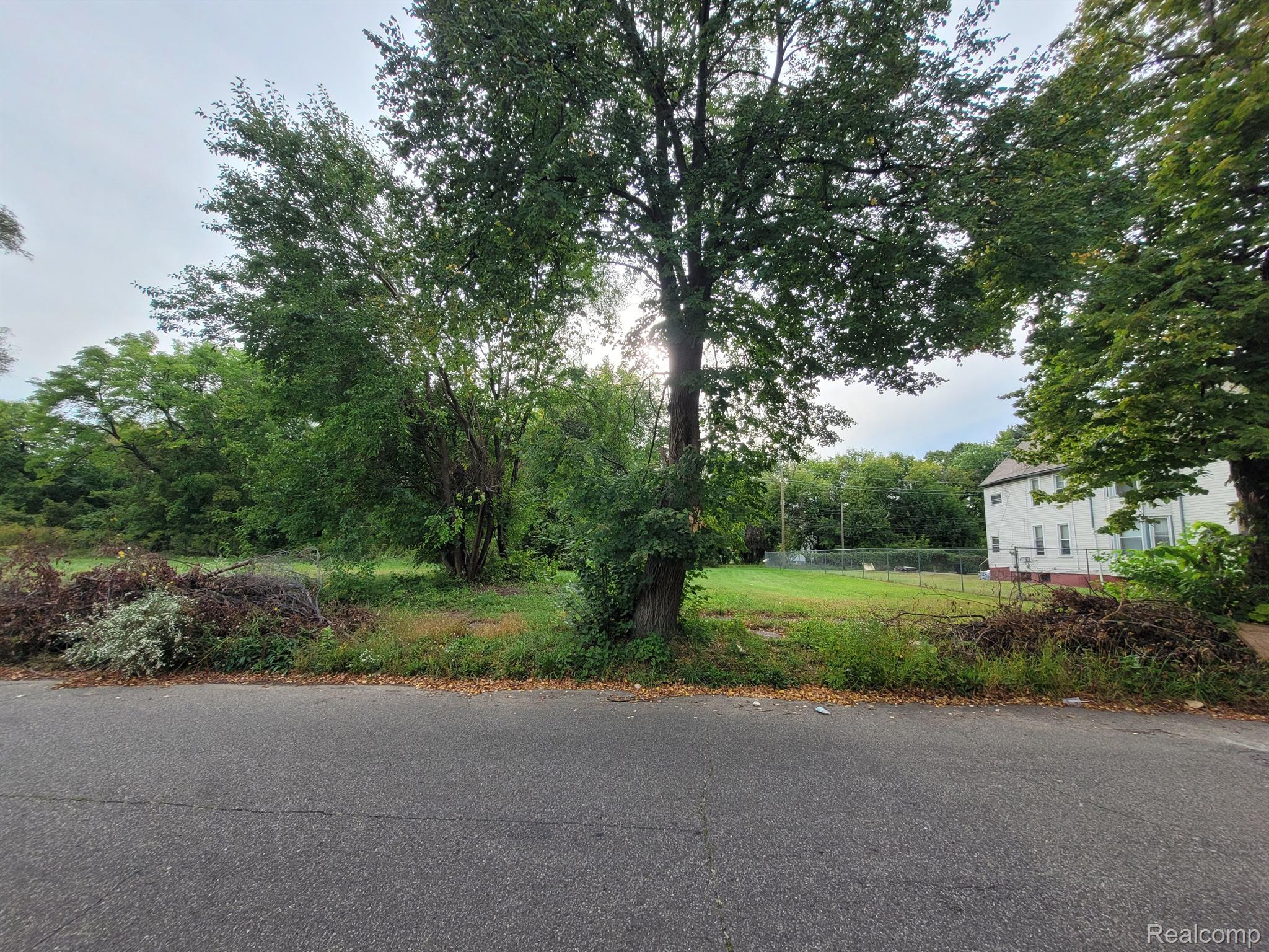 2525 Meldrum St Property Photo 2