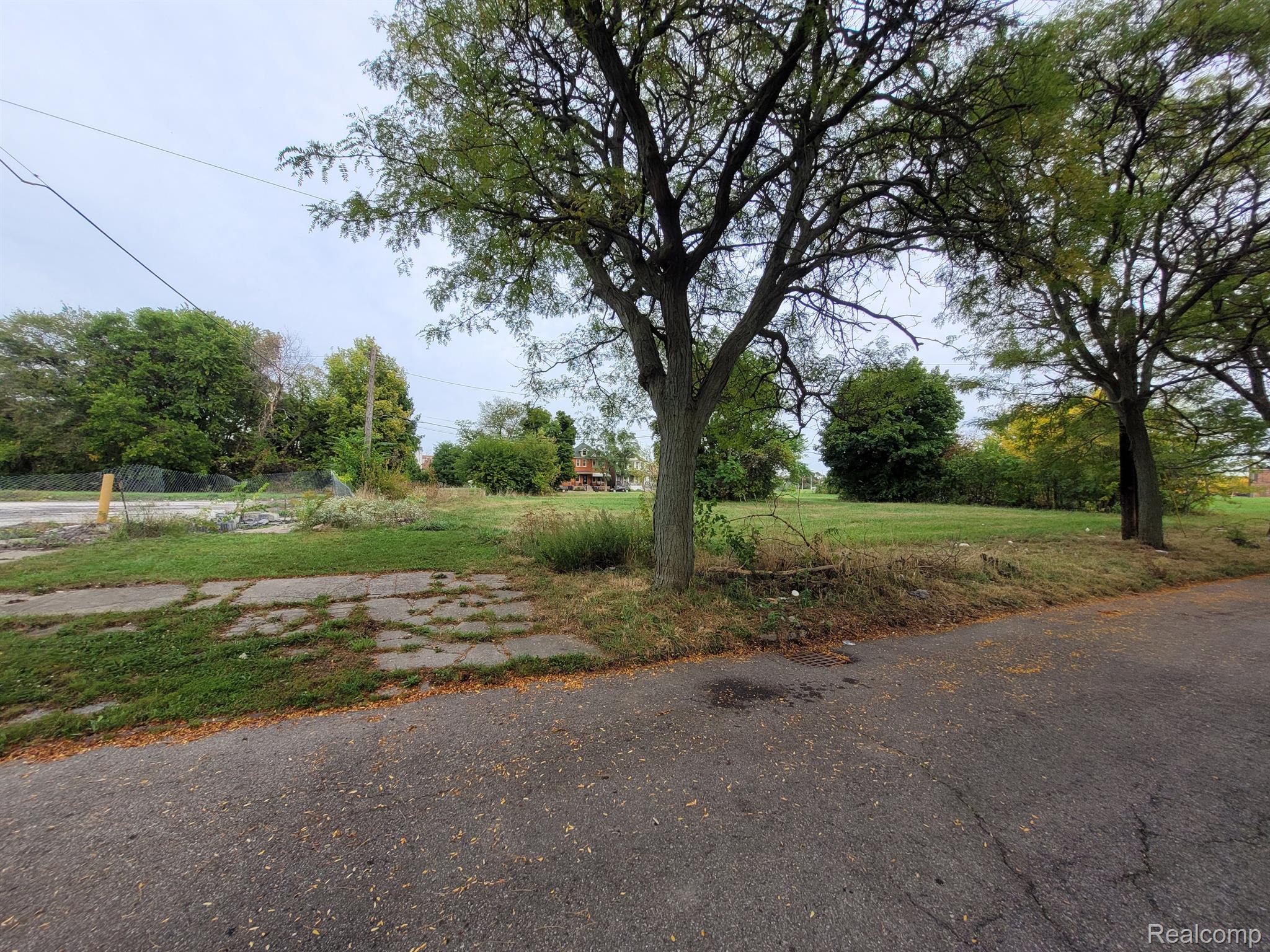 620 CANTON ST Property Photo 1