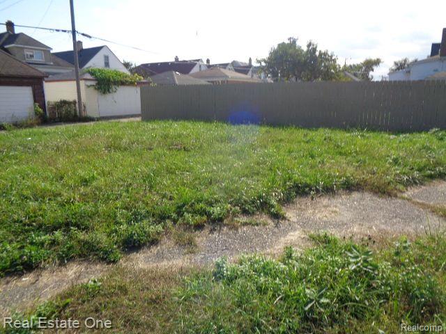 4994 Carpenter St Property Photo 2