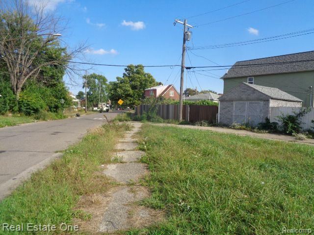 4994 Carpenter St Property Photo 7