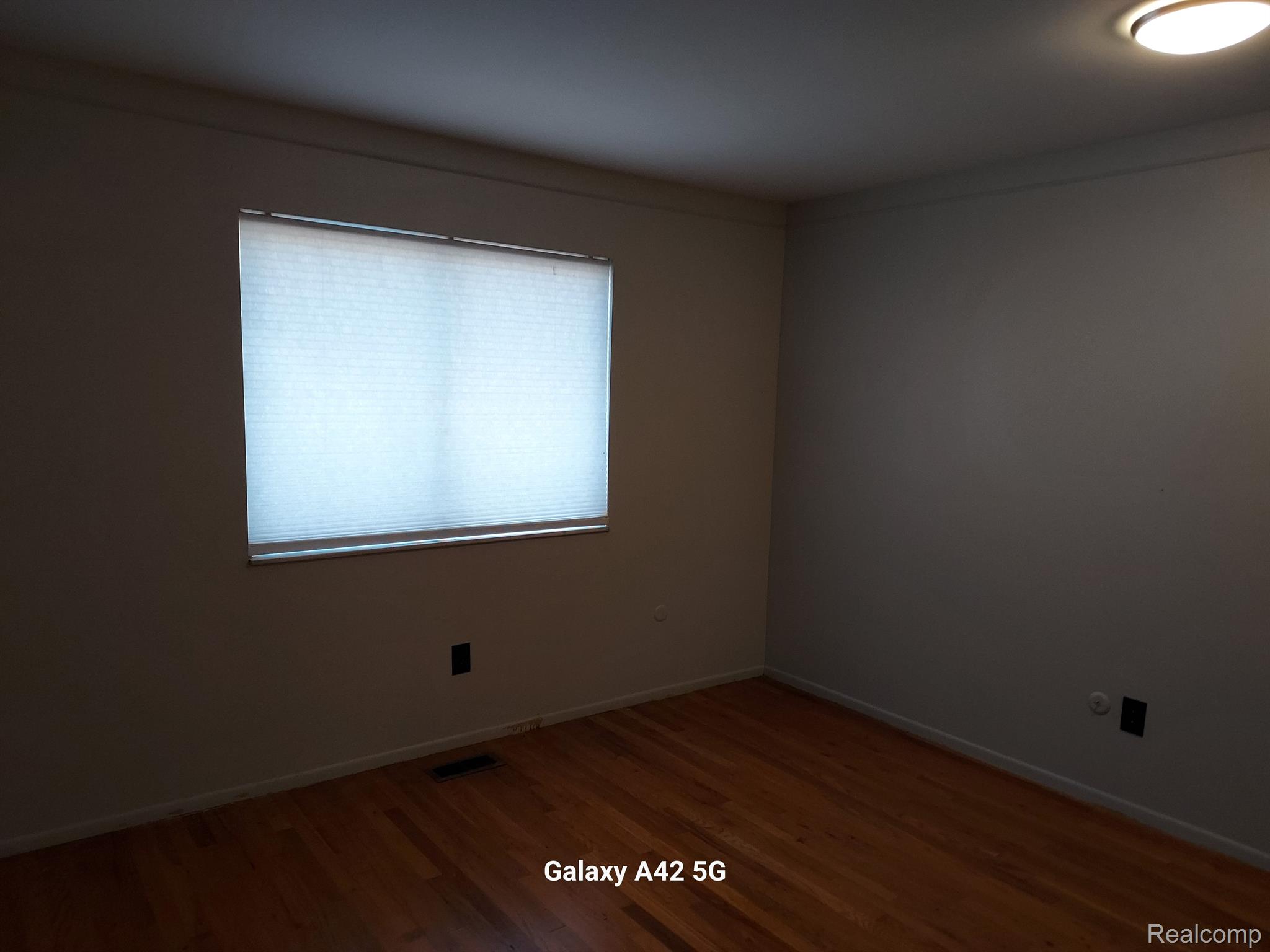 29334 Hoover Rd Property Photo 7