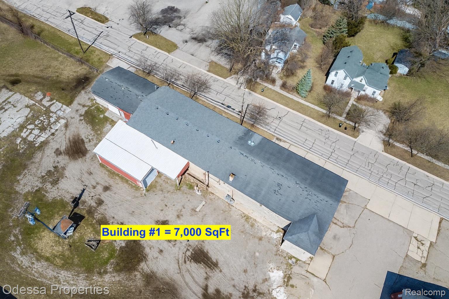 265 Howard St Property Photo 4
