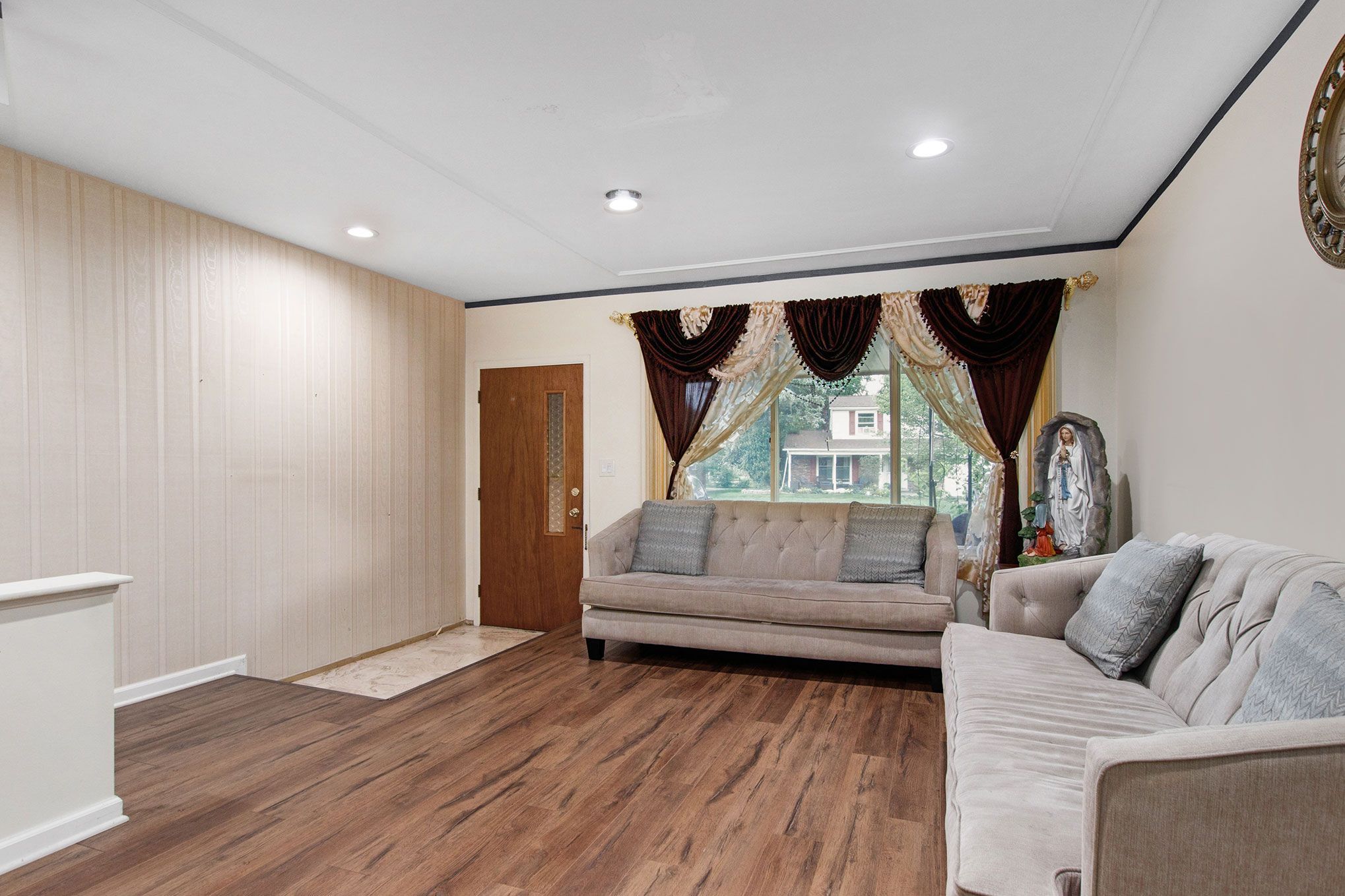 3355 Meckl Dr Property Photo 11