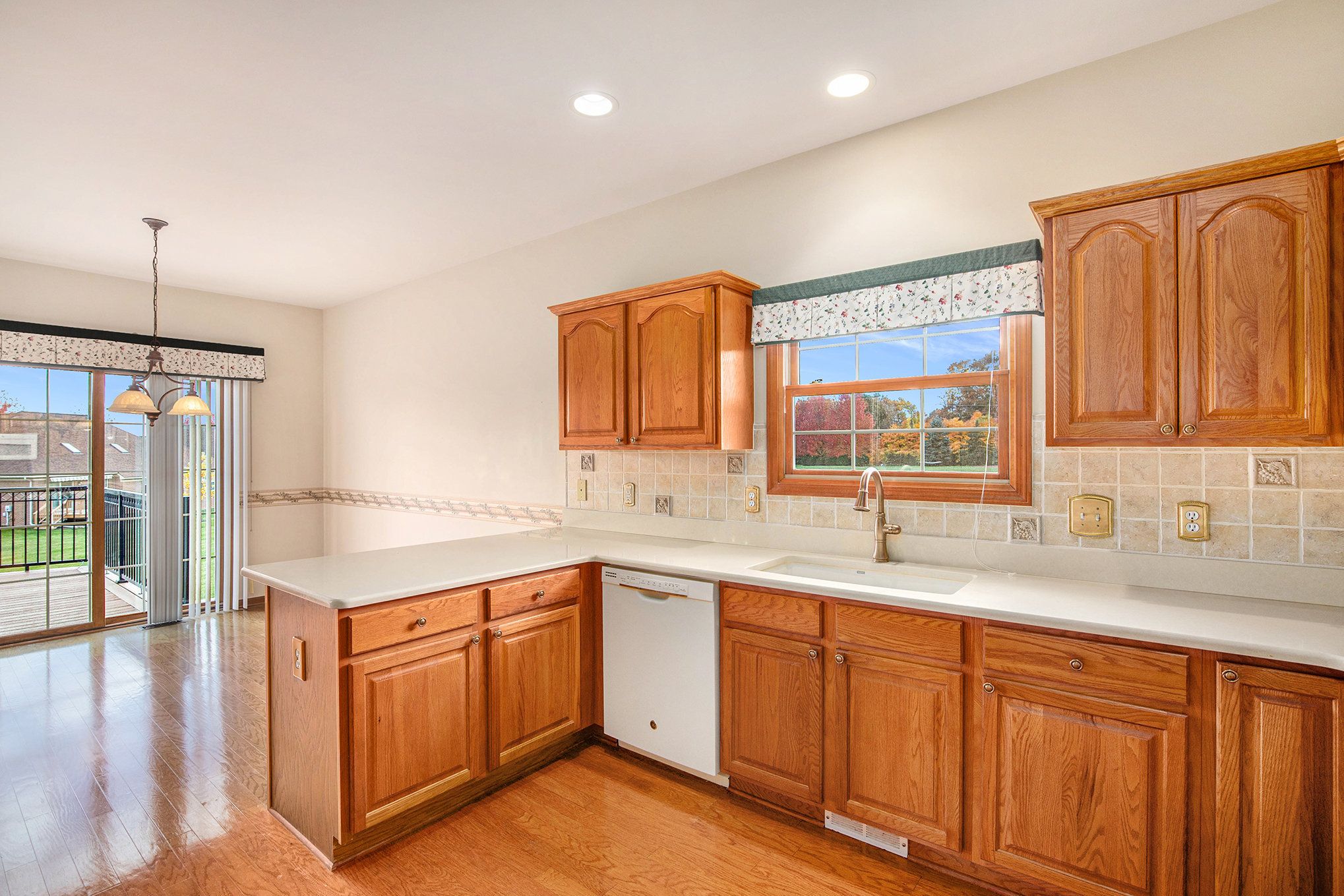 8154 Prestwick Ln Property Photo 16