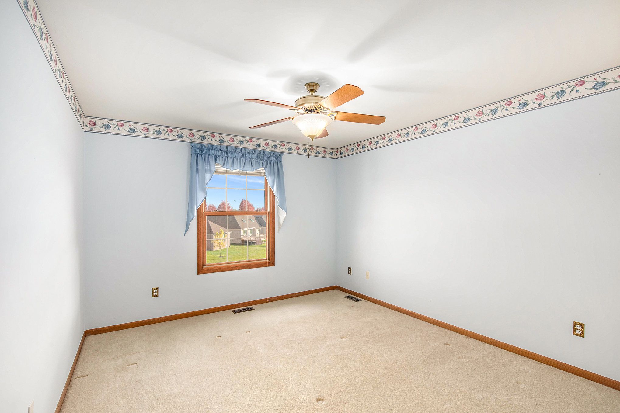 8154 Prestwick Ln Property Photo 28