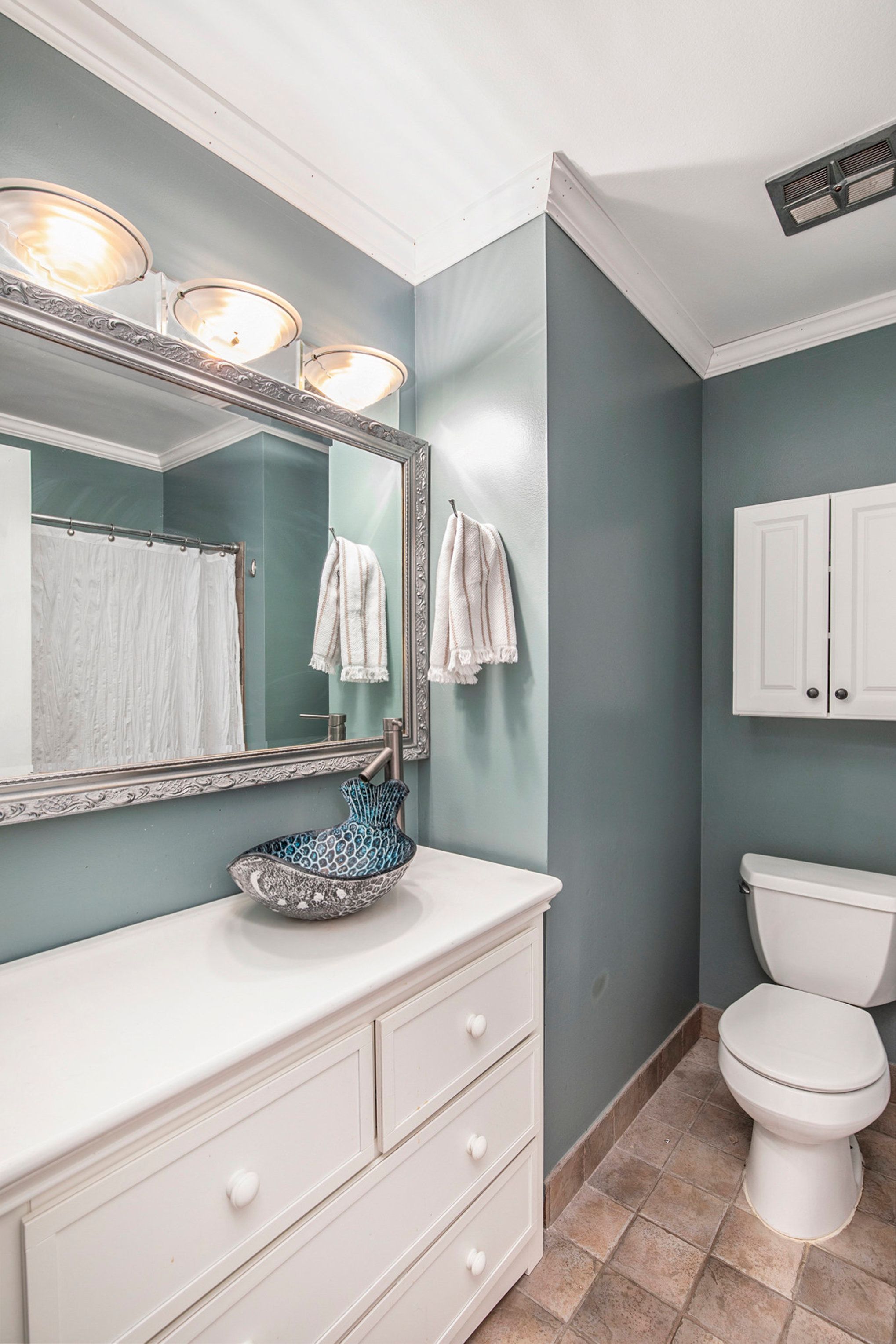 511 E University Dr #603 Property Photo 11