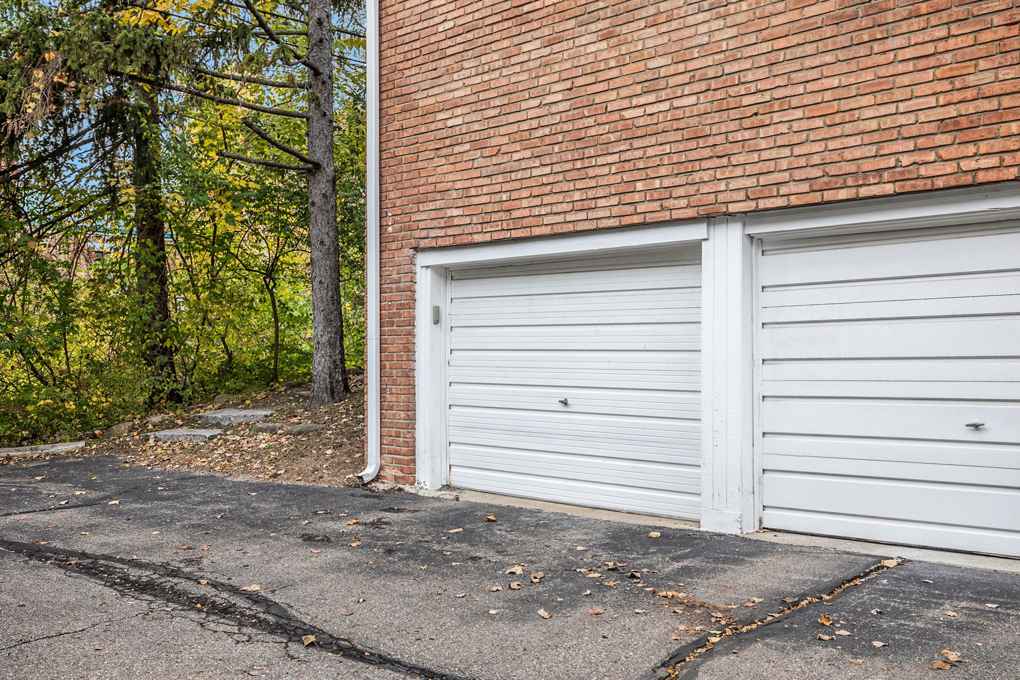 511 E University Dr #603 Property Photo 14