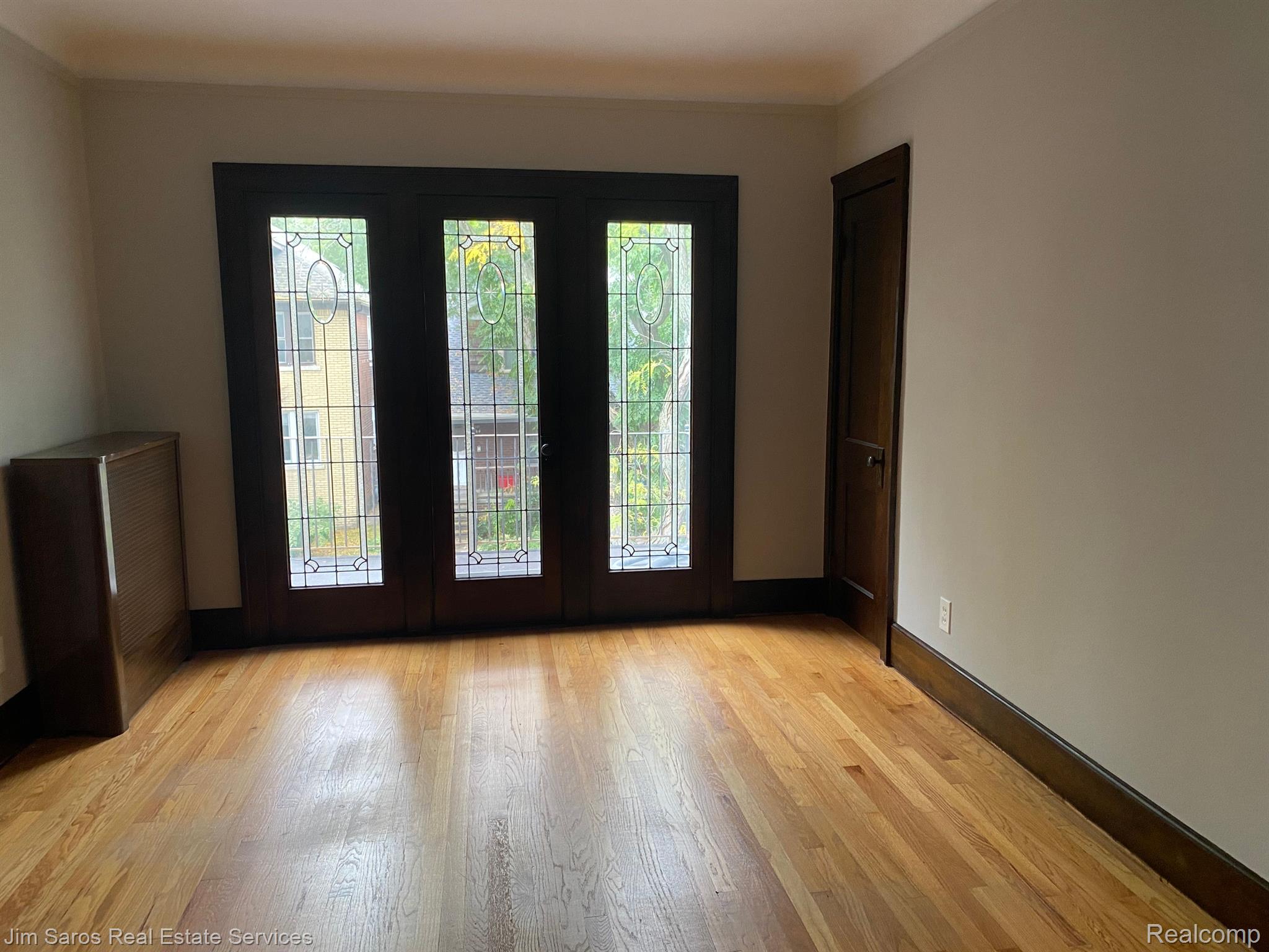 848 Beaconsfield Ave Property Photo 2