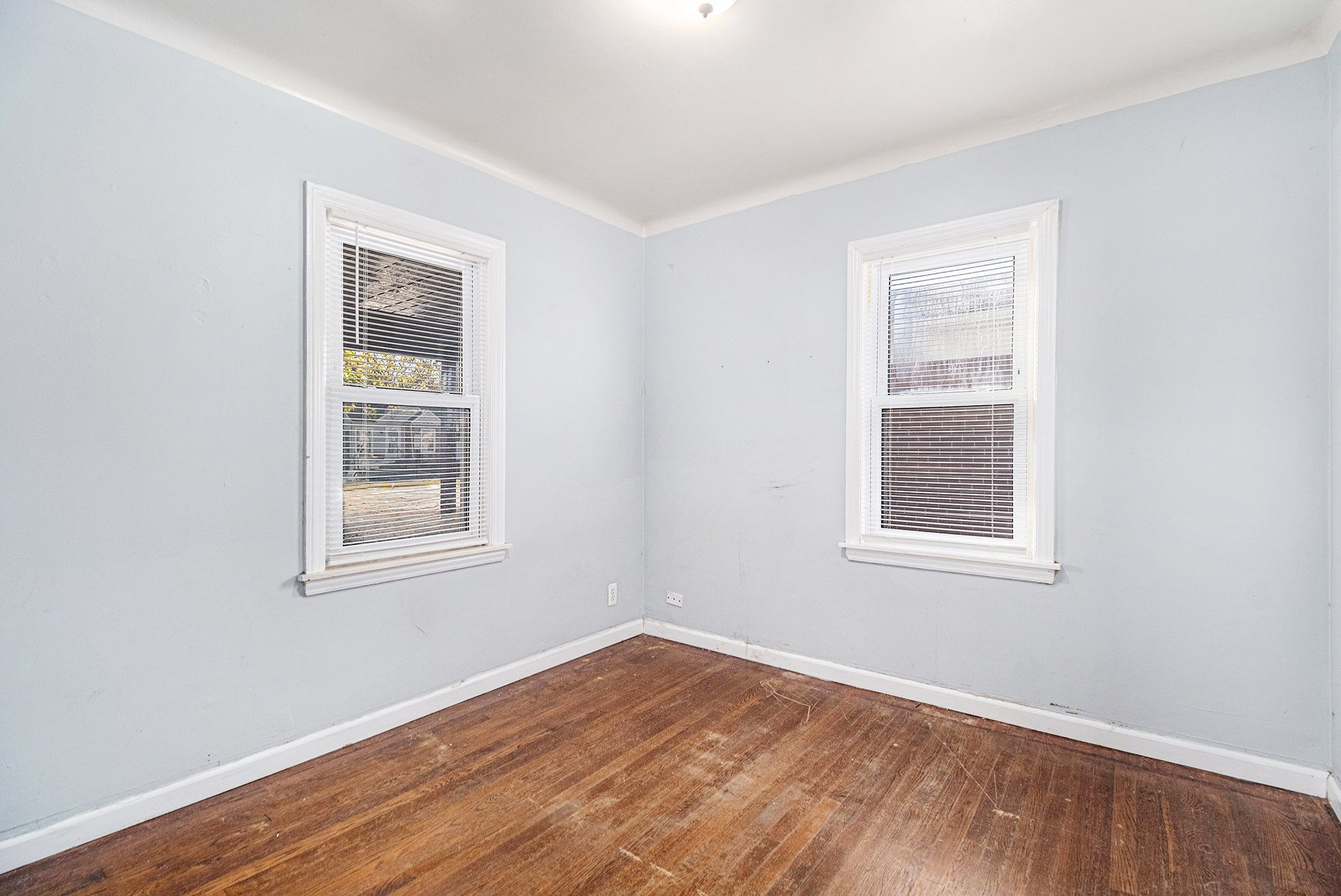 1082 Ford Blvd Property Photo 9