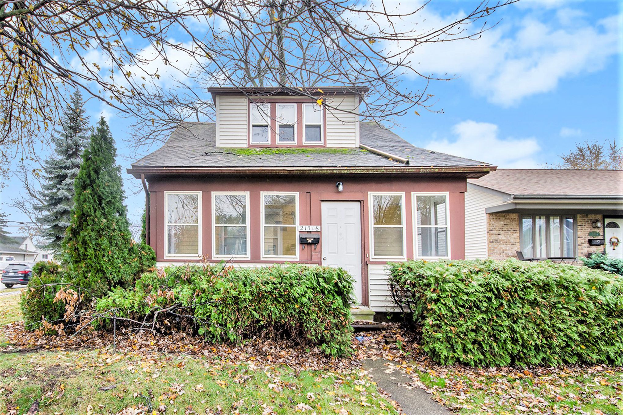 21716 Lakeview St Property Photo 1