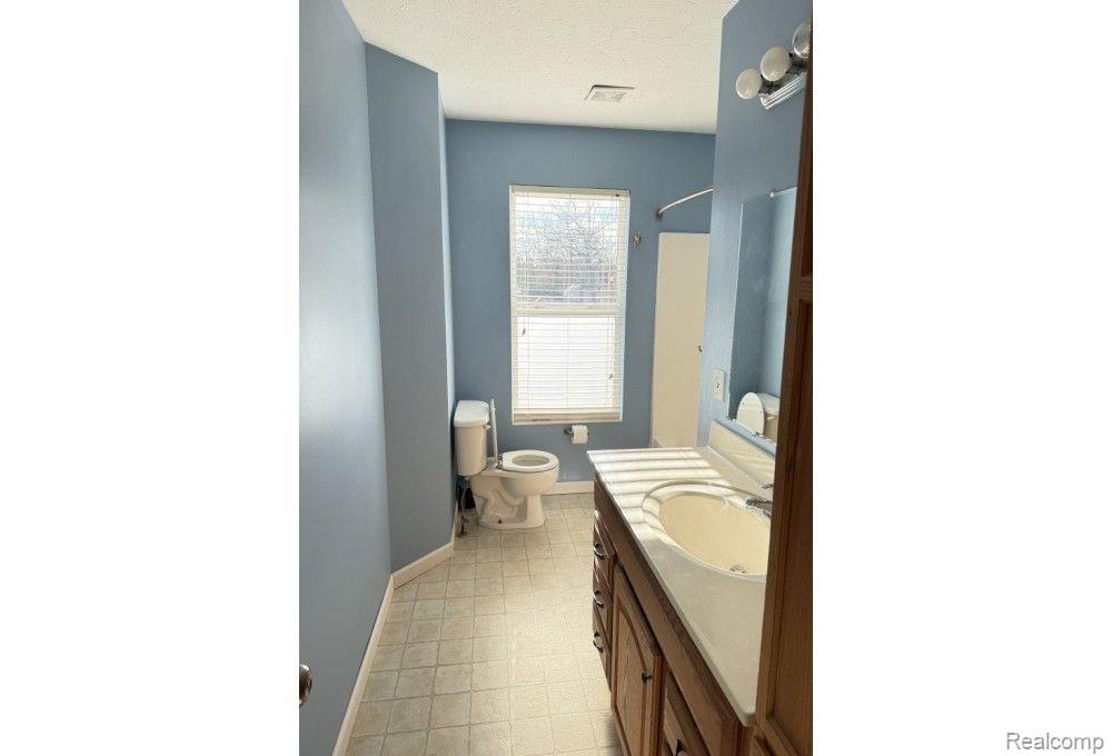 863 Boyd Ave Property Photo 23