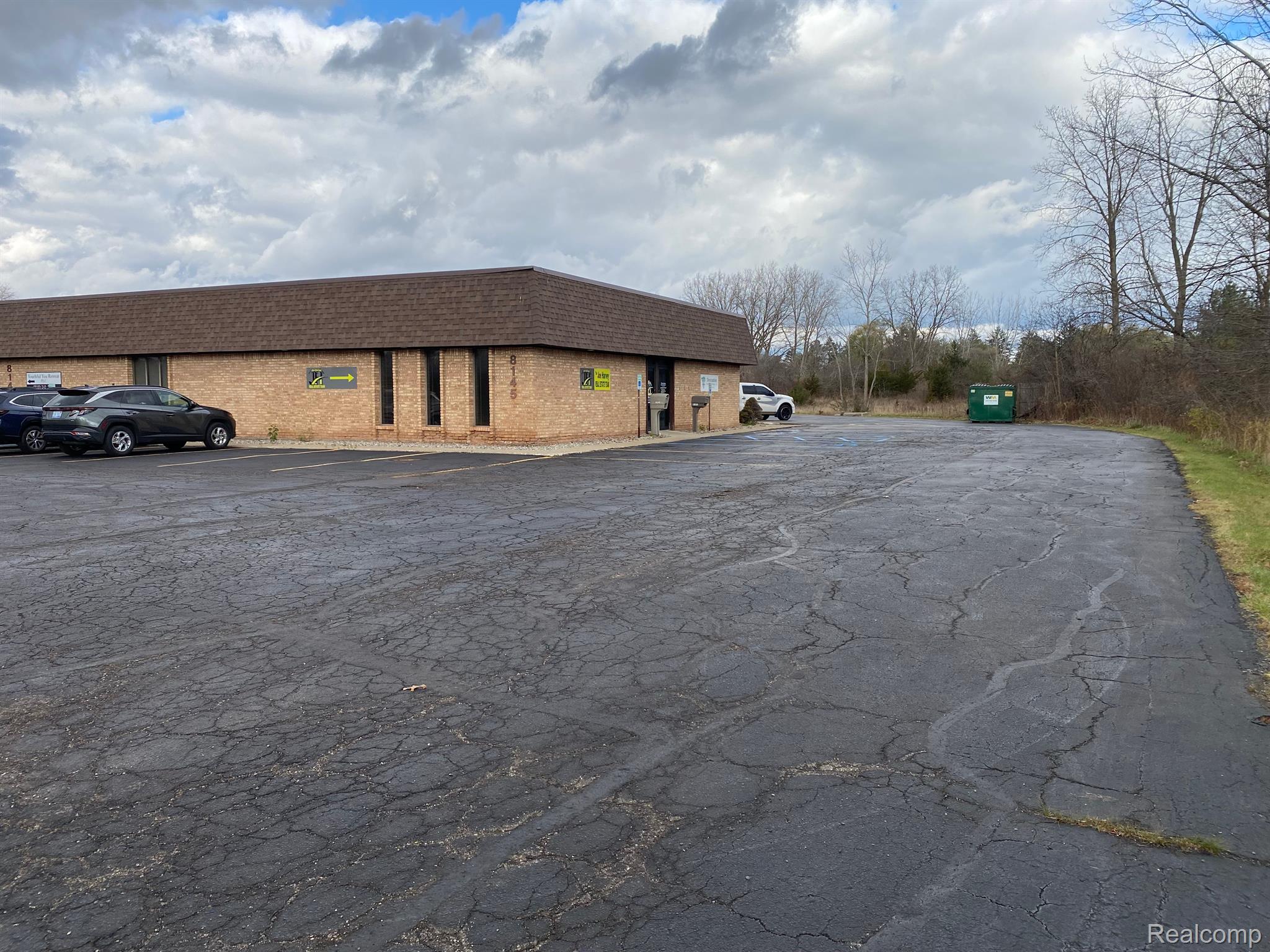 8145 S Saginaw St Property Photo 4