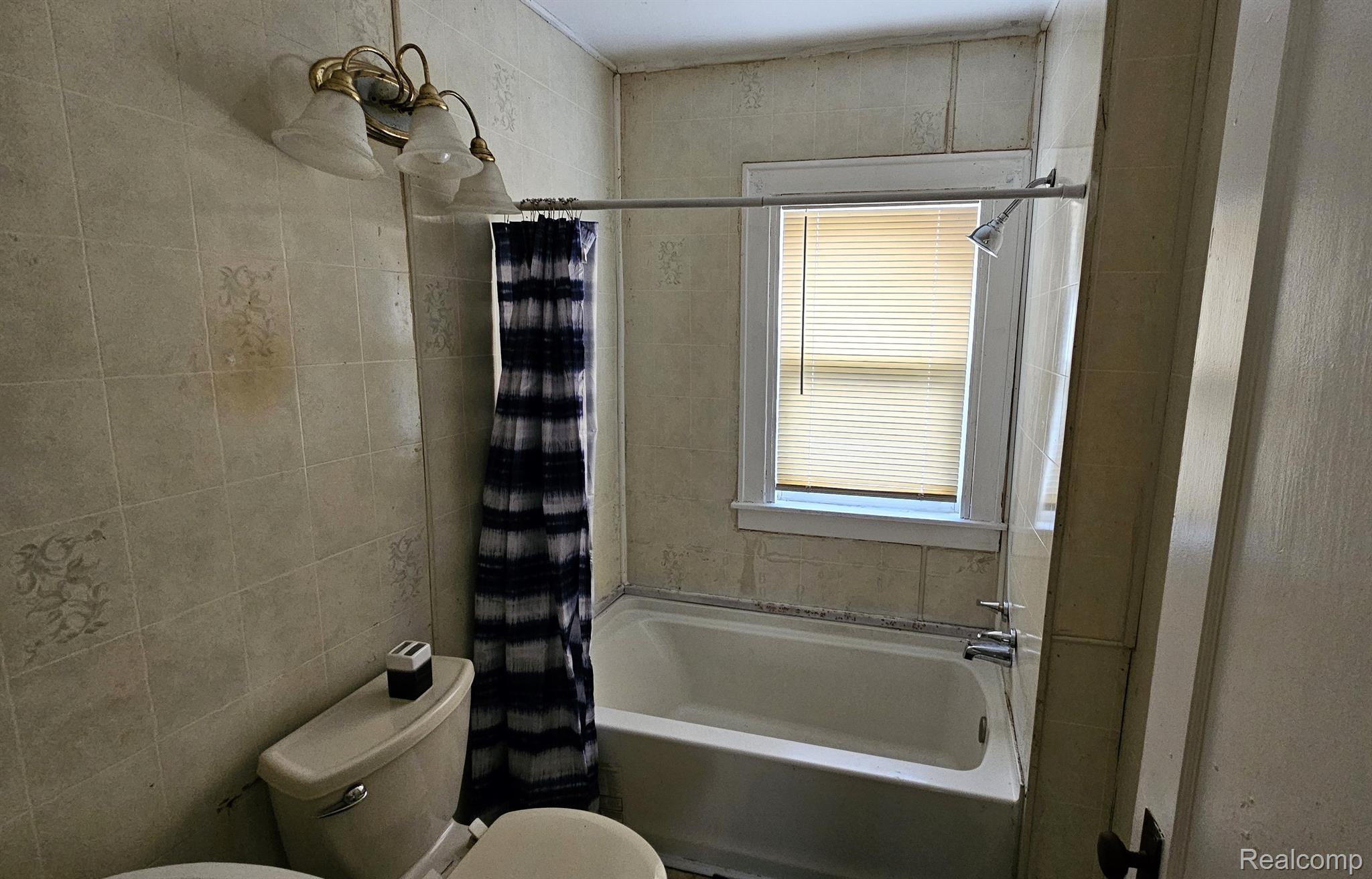 3310 Wadsworth Rd Property Photo 13