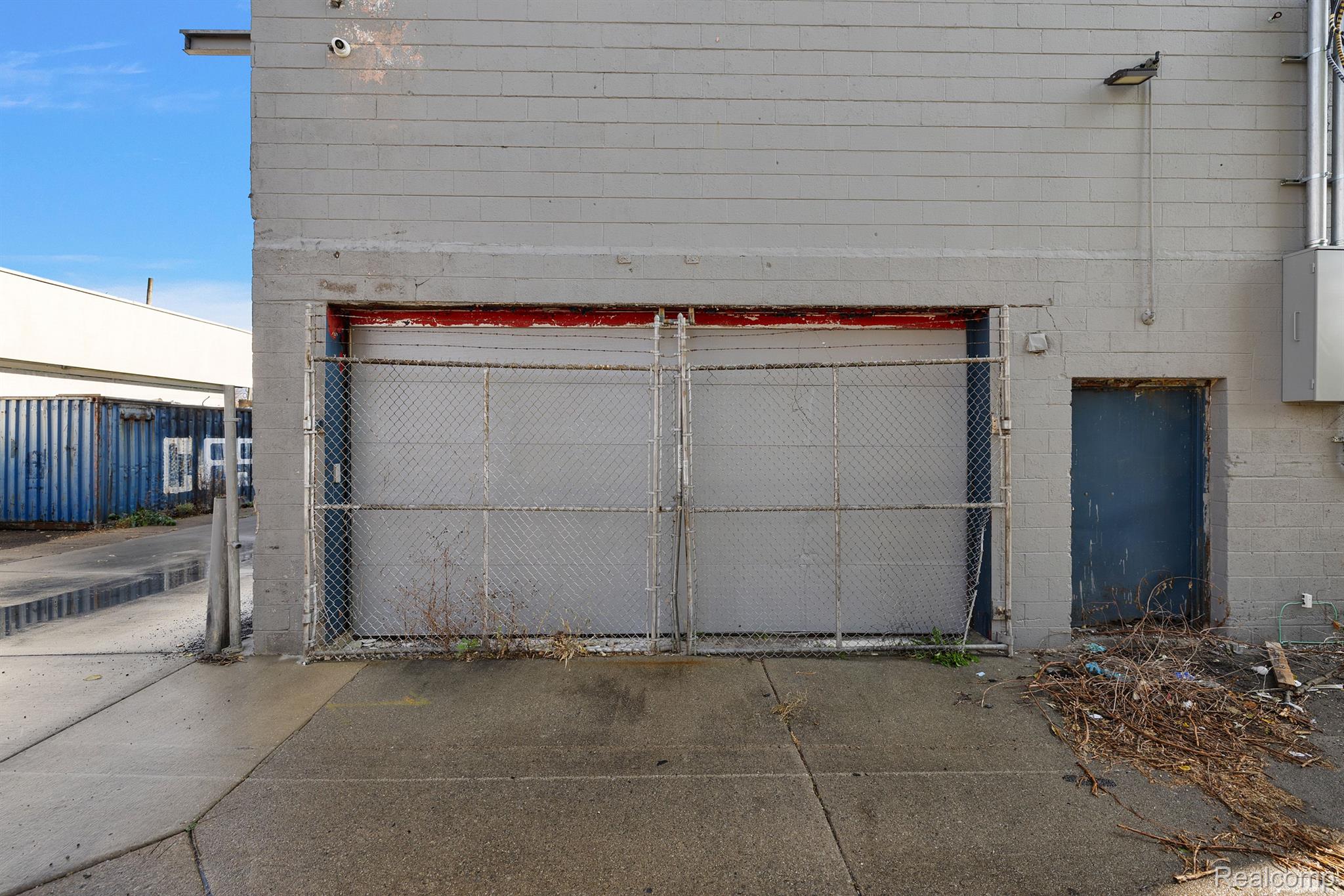 19807 Van Dyke St Property Photo 24