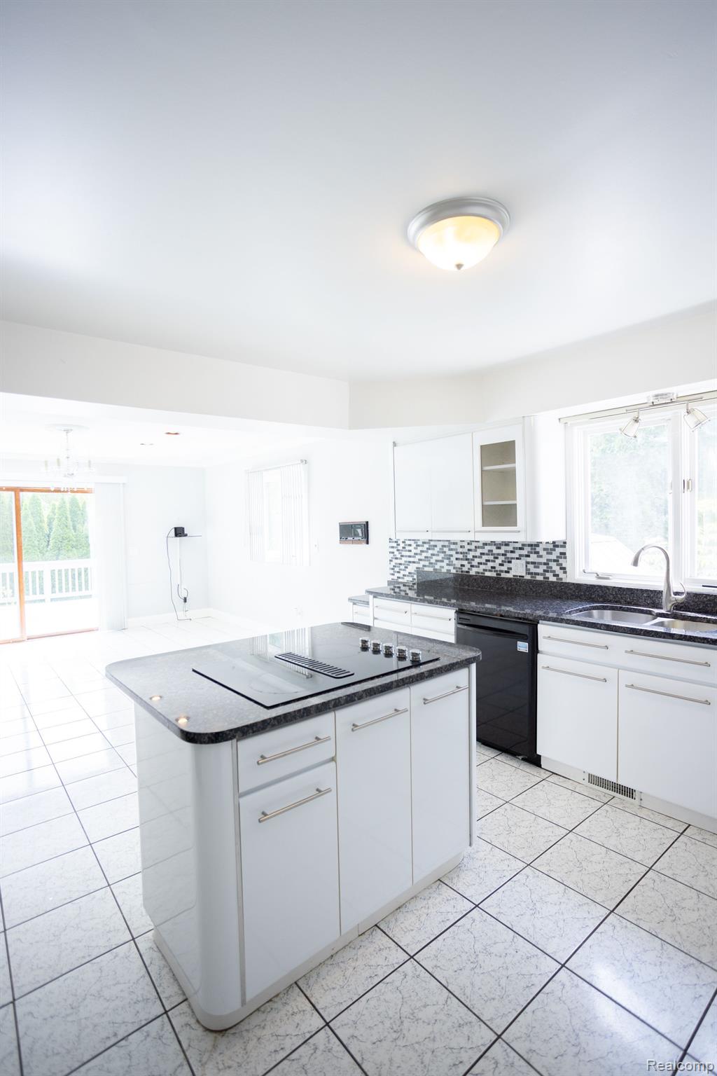 5881 Naneva Property Photo 17