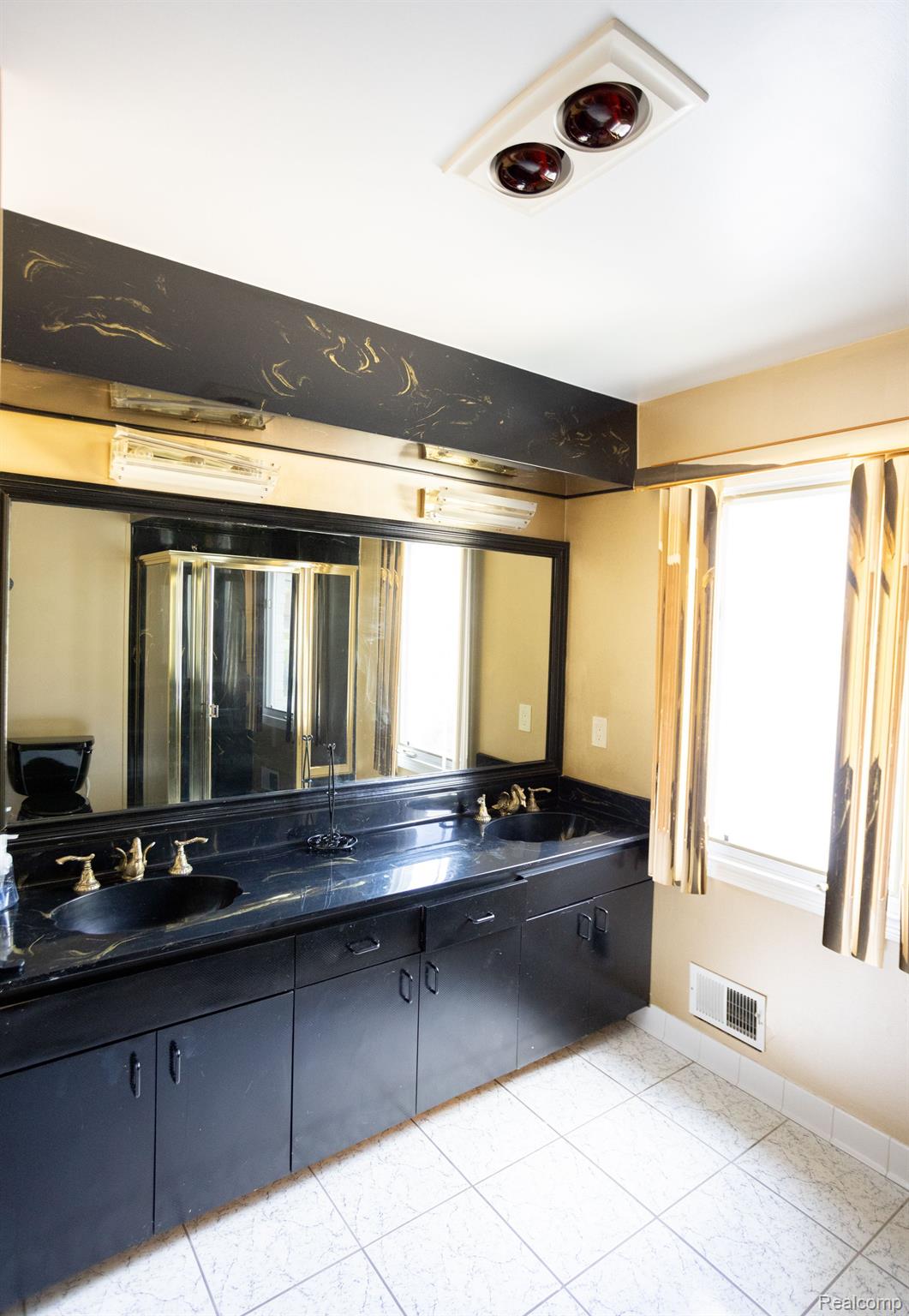 5881 Naneva Property Photo 24