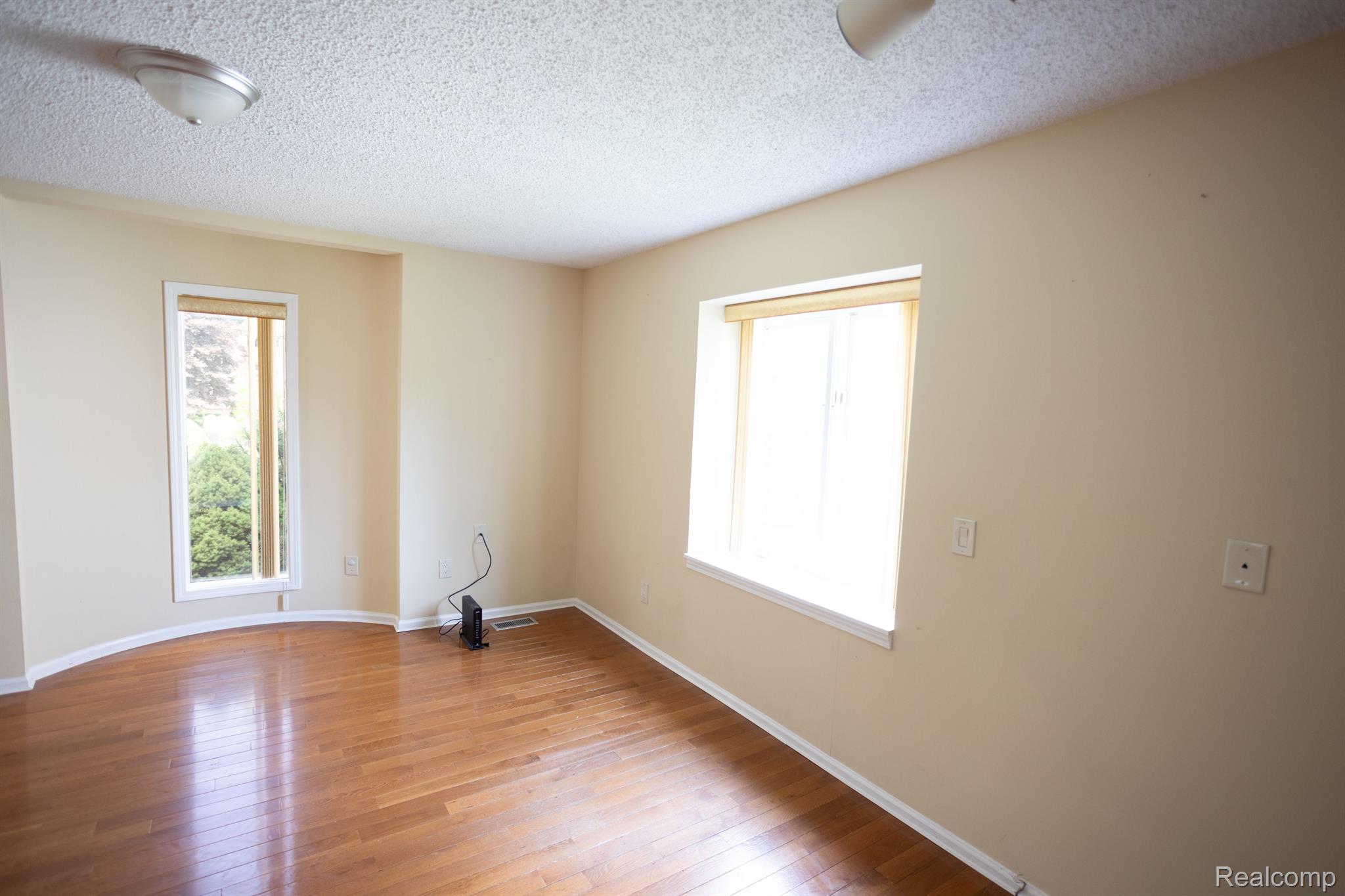 5881 Naneva Property Photo 26