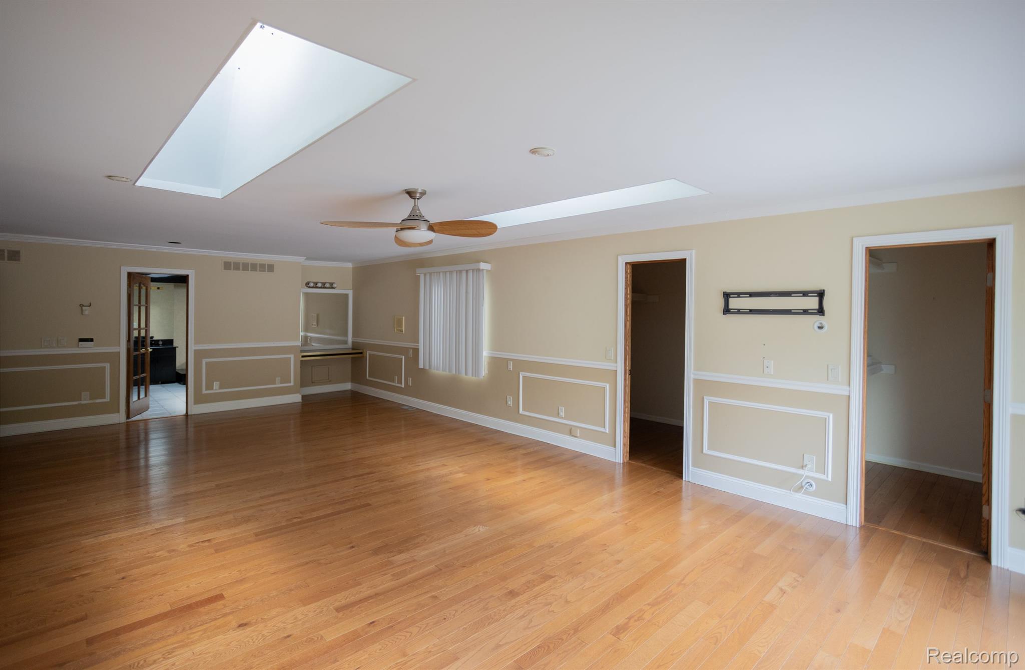 5881 Naneva Property Photo 35