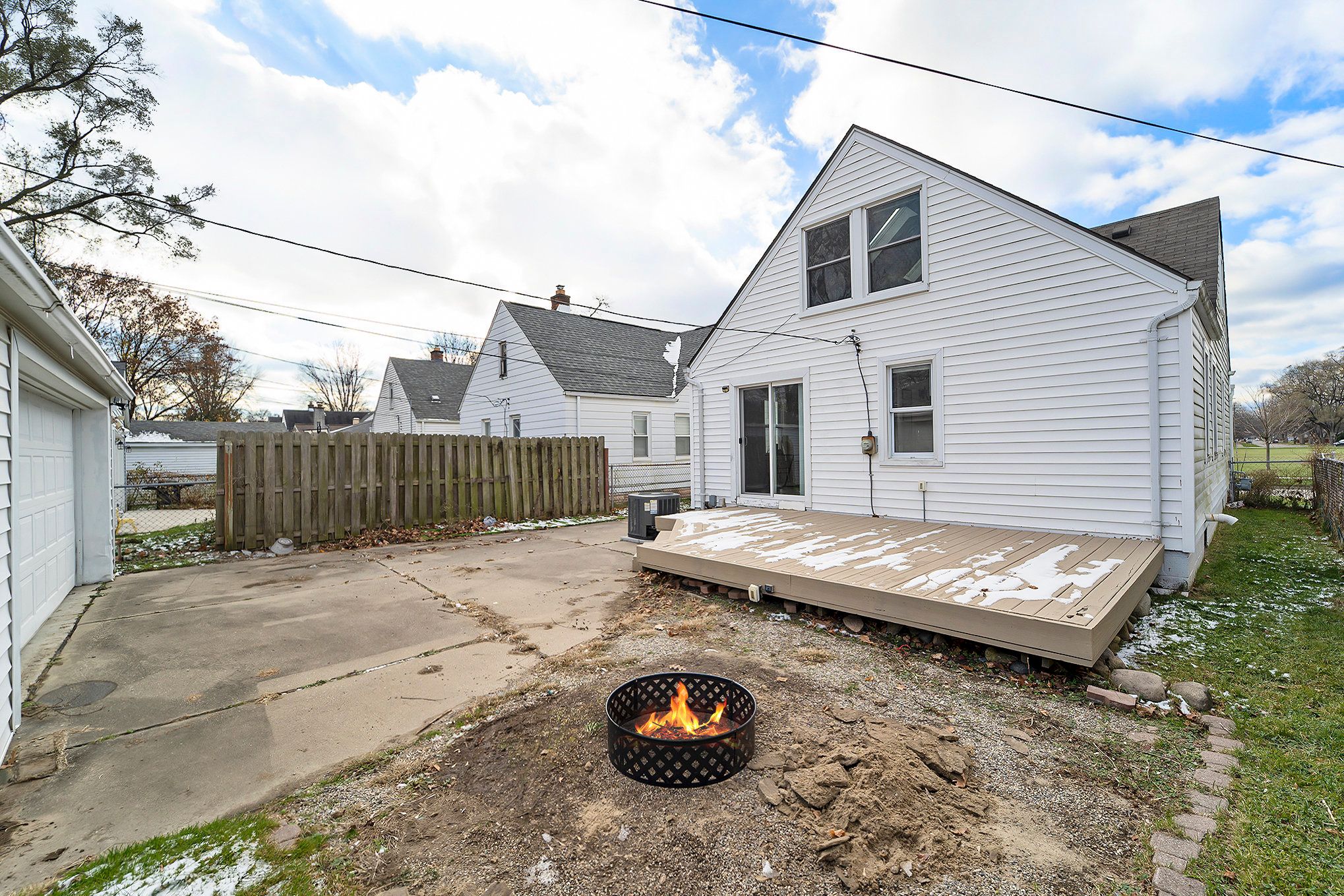 9640 Sioux Ave Property Photo 20