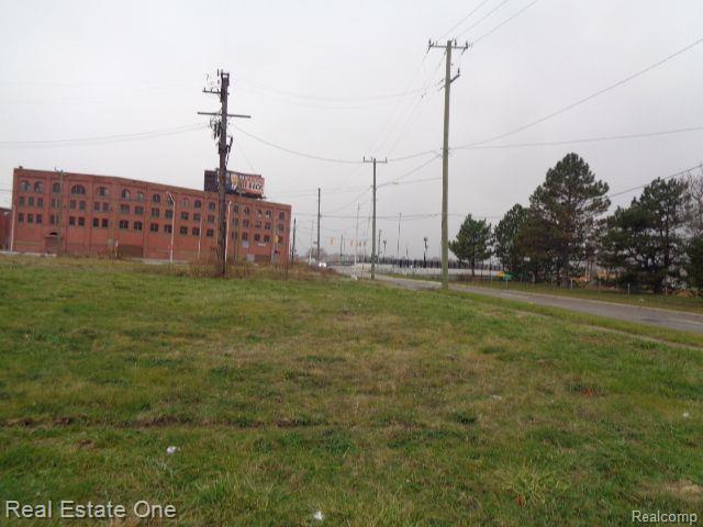 5230 Linwood St Property Photo 9