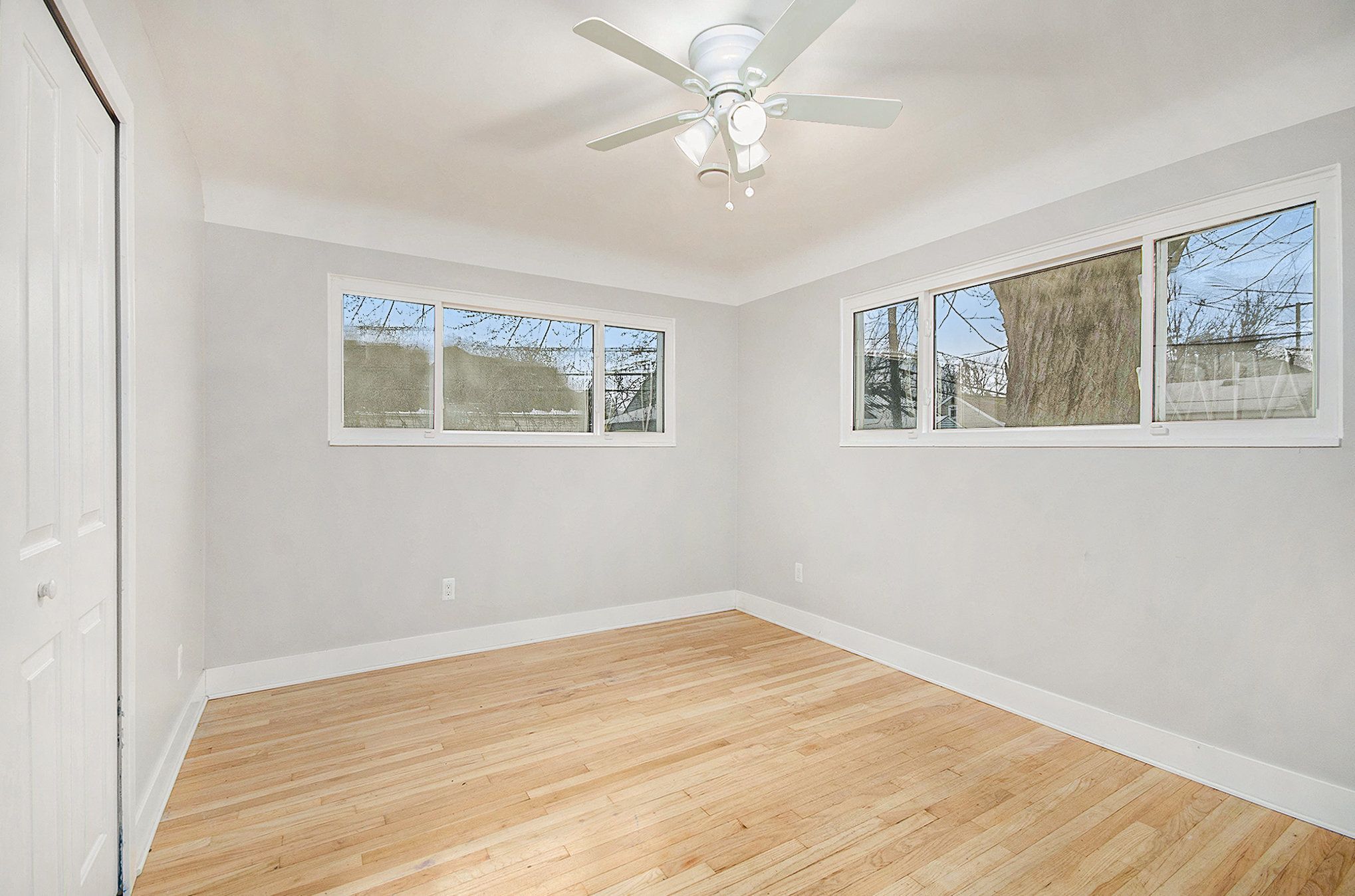 21700 California St Property Photo 14