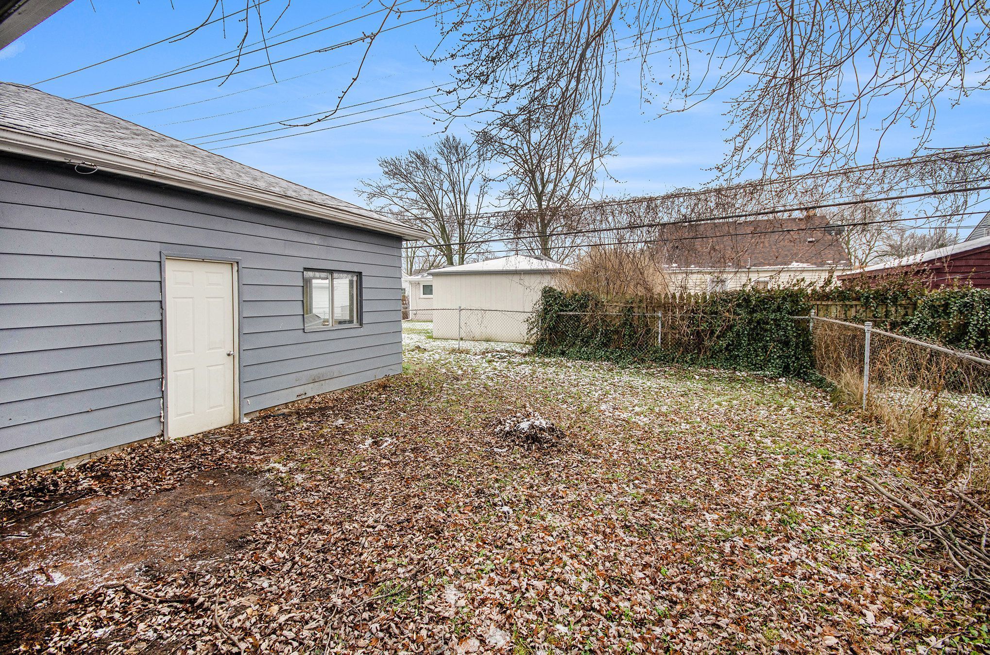 21700 California St Property Photo 24
