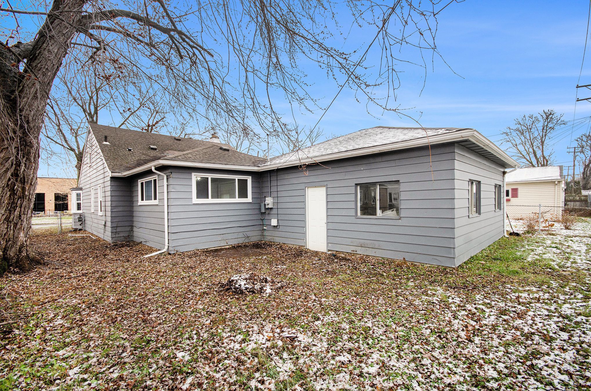 21700 California St Property Photo 25