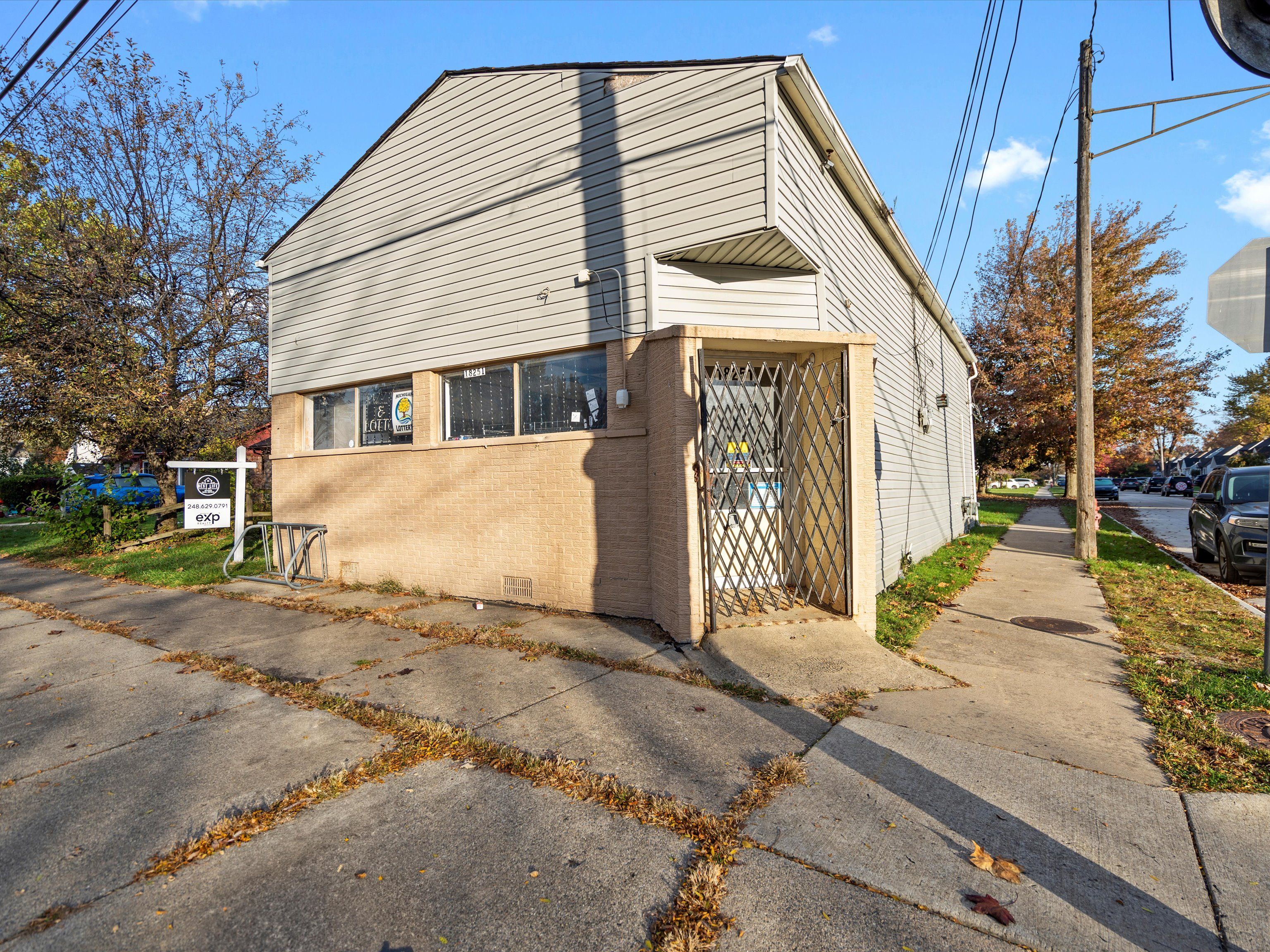 18251 Eastland St Property Photo 1