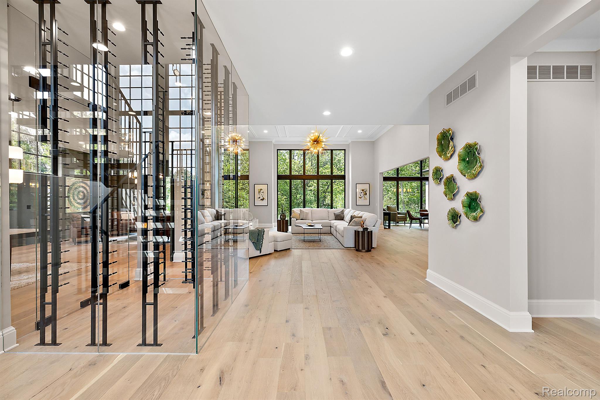 3419 Newbury Crt Property Photo 5